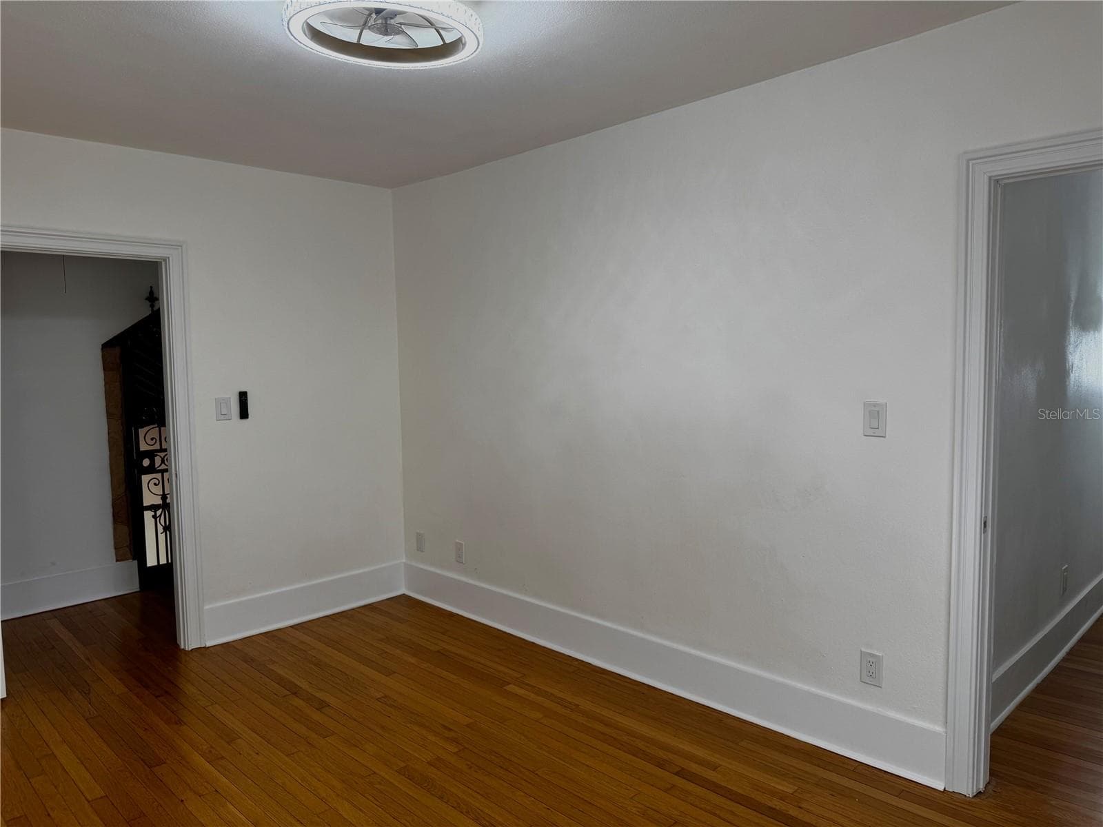 Single Family Residence at 908 S SUMMERLIN AVE, ORLANDO, photo 34 of 60