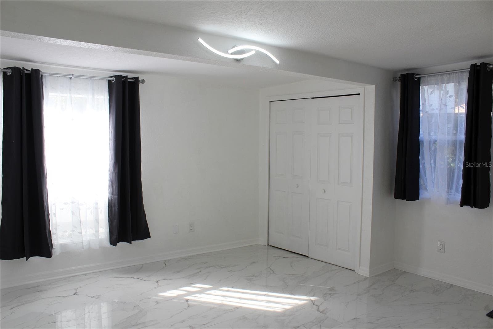 Single Family Residence at 908 S SUMMERLIN AVE, ORLANDO, photo 56 of 60