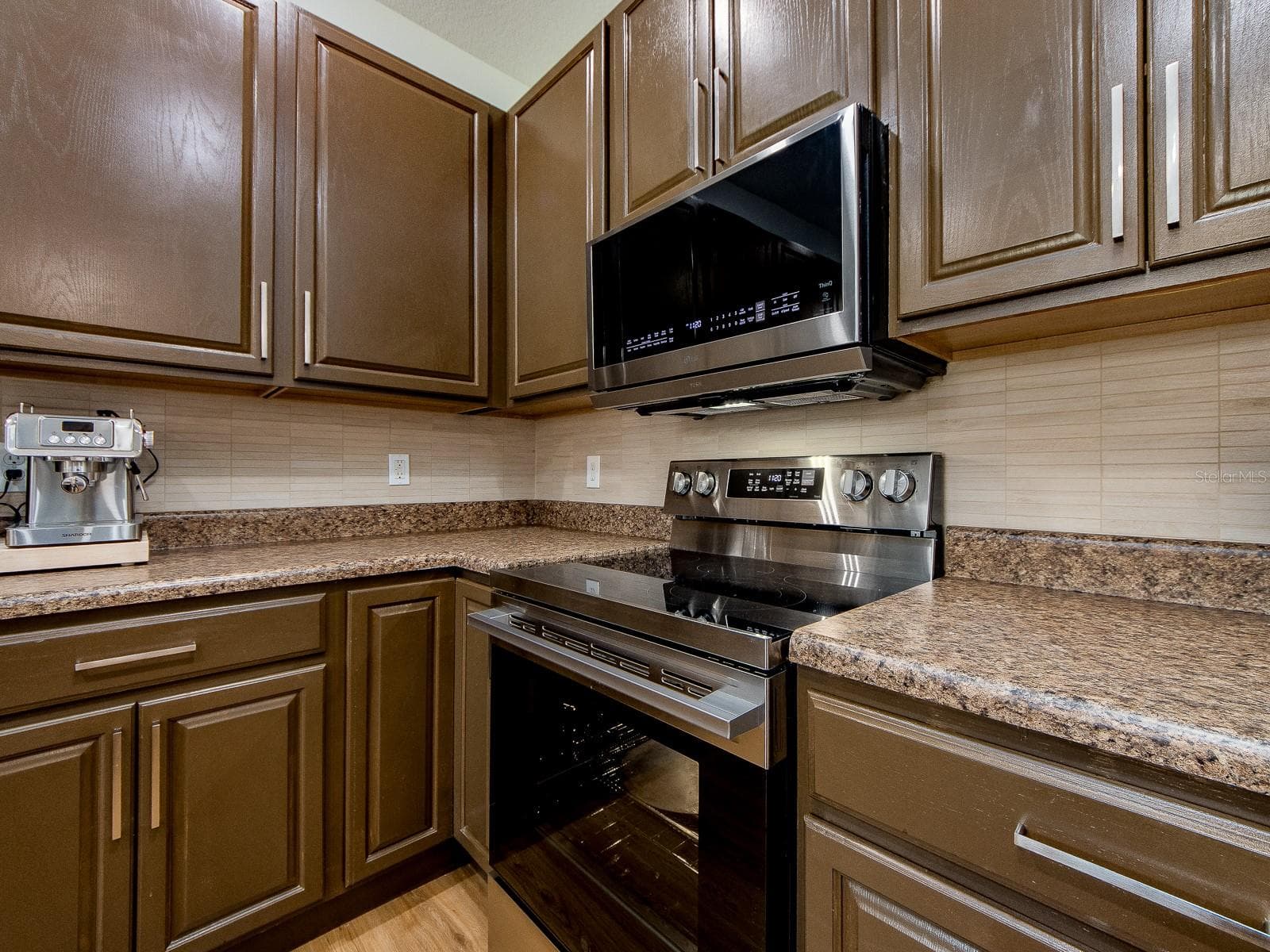 Brand New appliances - 2267 50TH ST CIR, PALMETTO