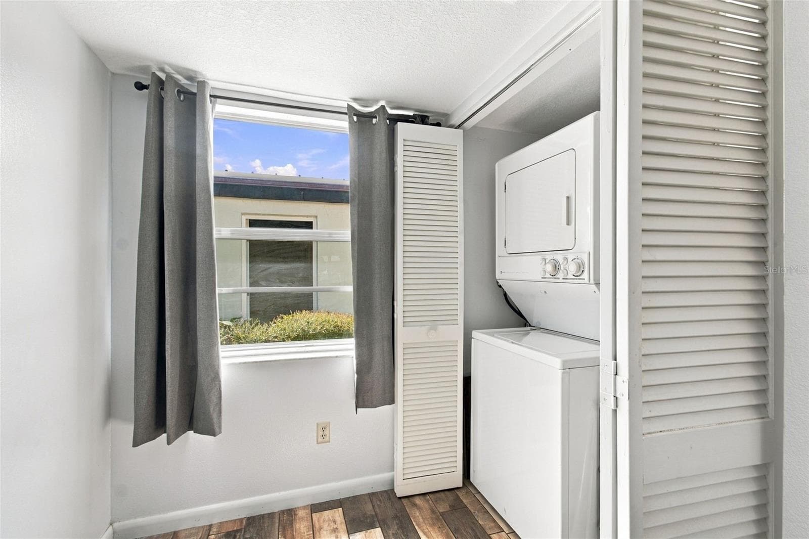 Condominium at 3411 TEESIDE DR #3411, NEW PORT RICHEY, photo 15 of 57