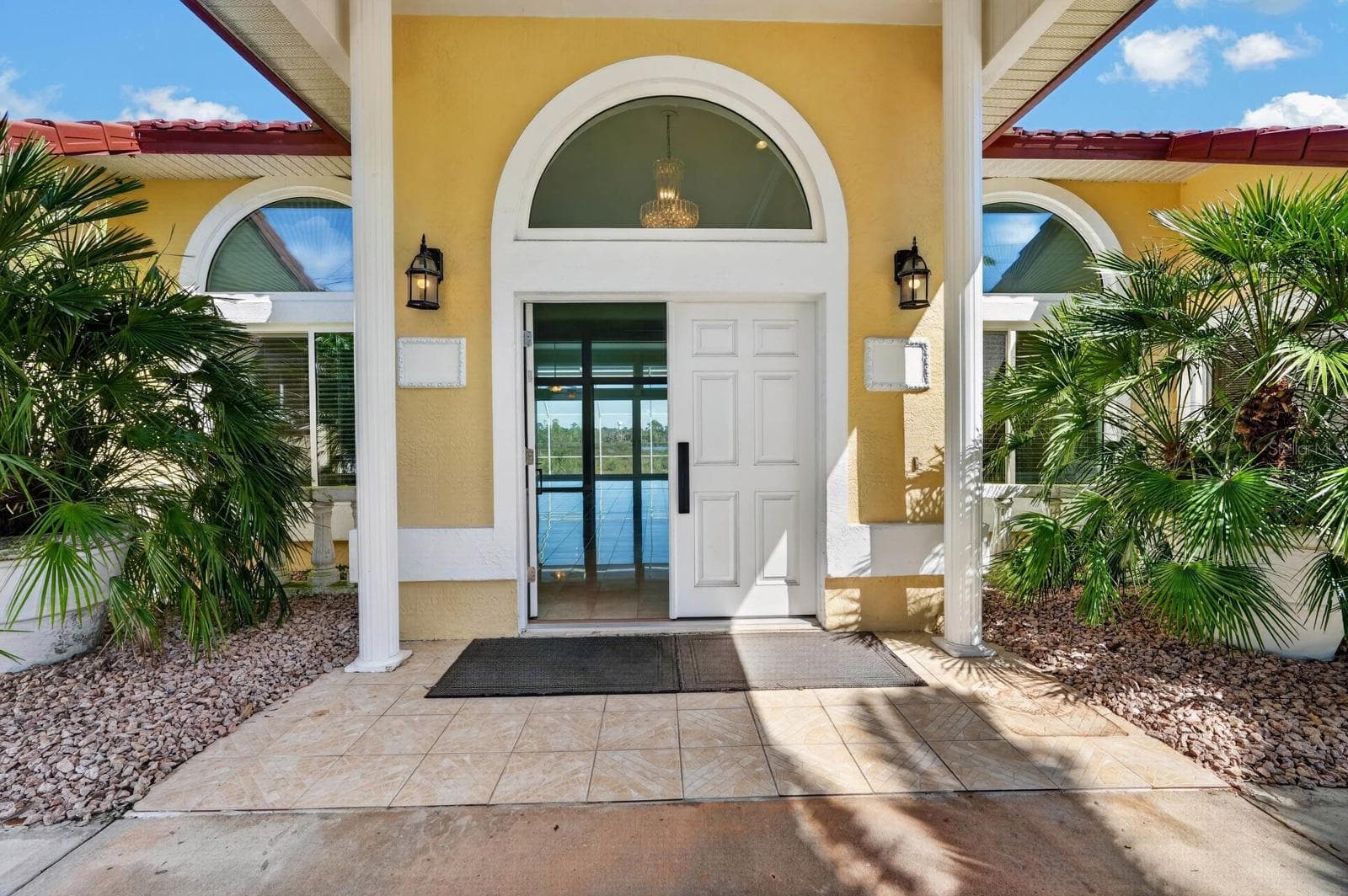 Elegant Double Door Front Entry - 74 COVINGTON LN, PALM COAST
