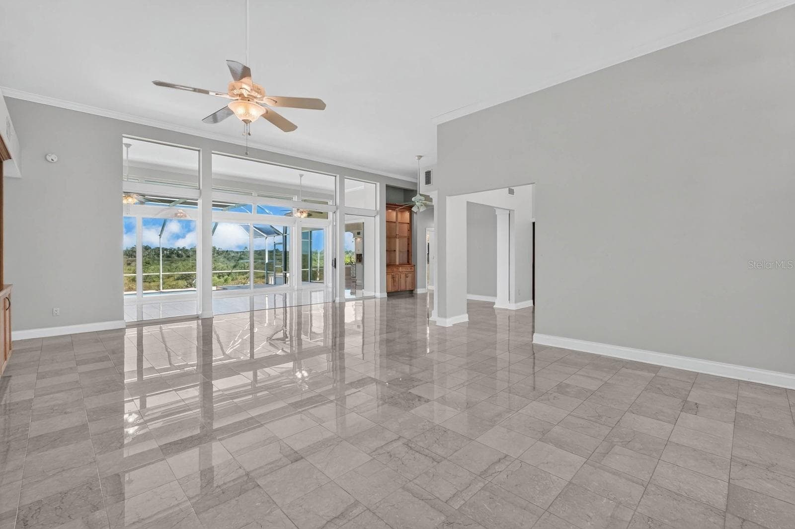 Open Living with Preserve Views - 74 COVINGTON LN, PALM COAST