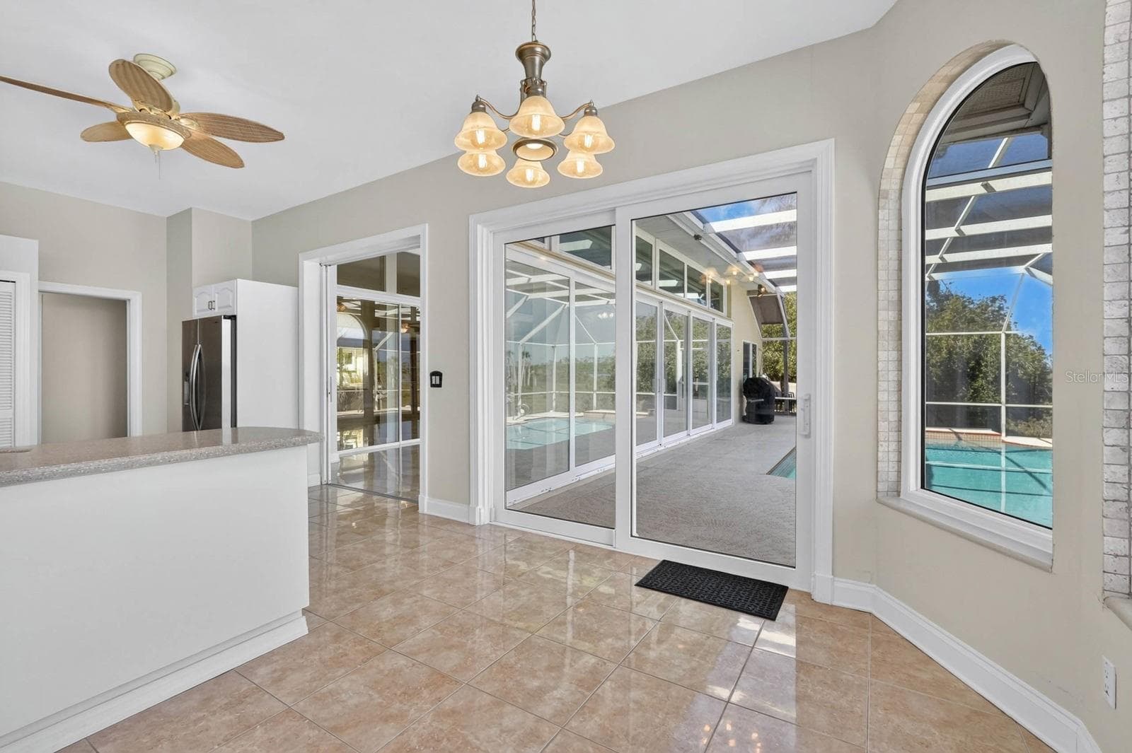 Breakfast Area Overlooking Pool - 74 COVINGTON LN, PALM COAST