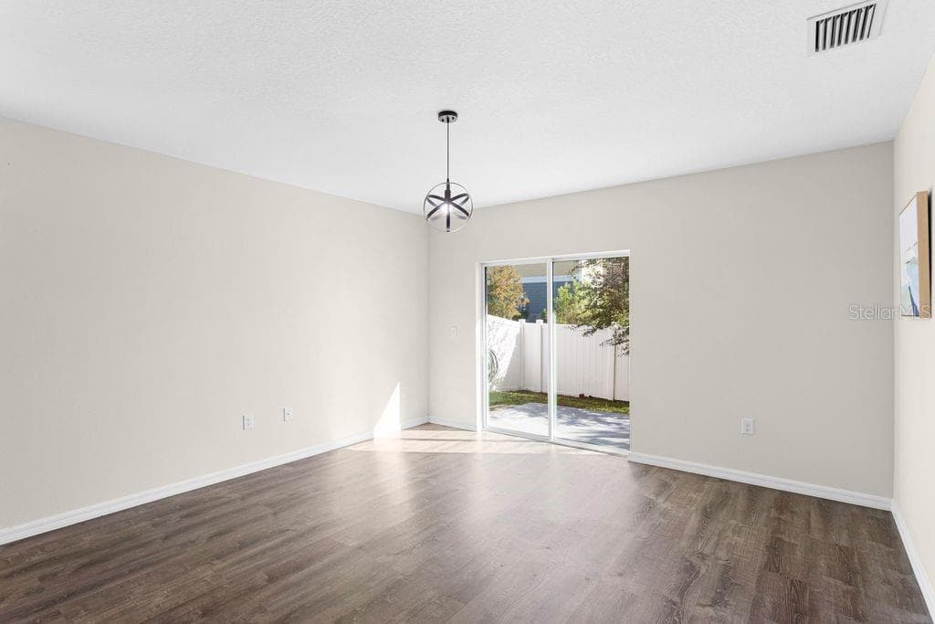 Single Family Residence at 5024 SAN PALERMO DR, BRADENTON, photo 14 of 66