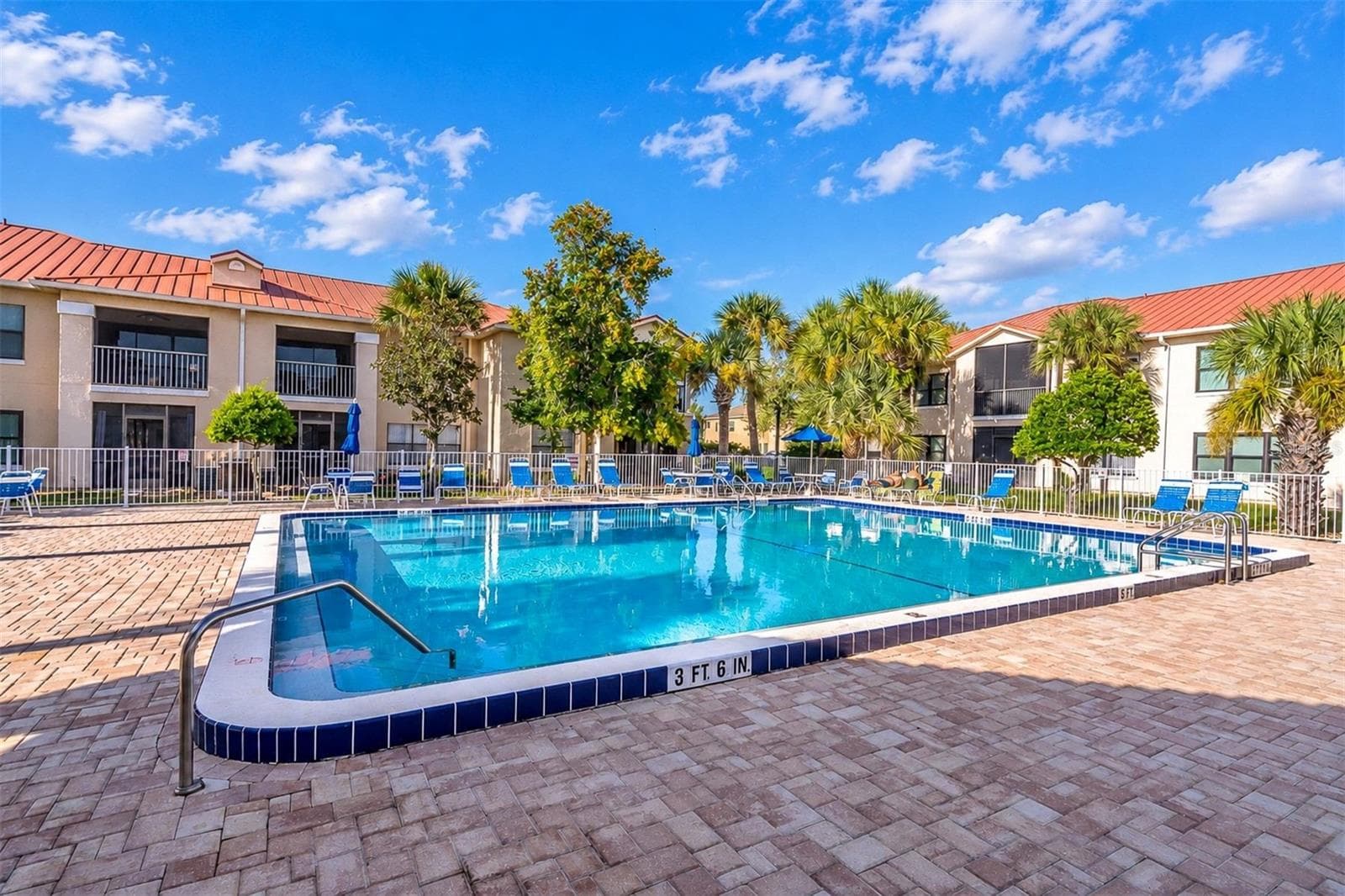 pool - 406 BOUCHELLE DR #103, NEW SMYRNA BEACH