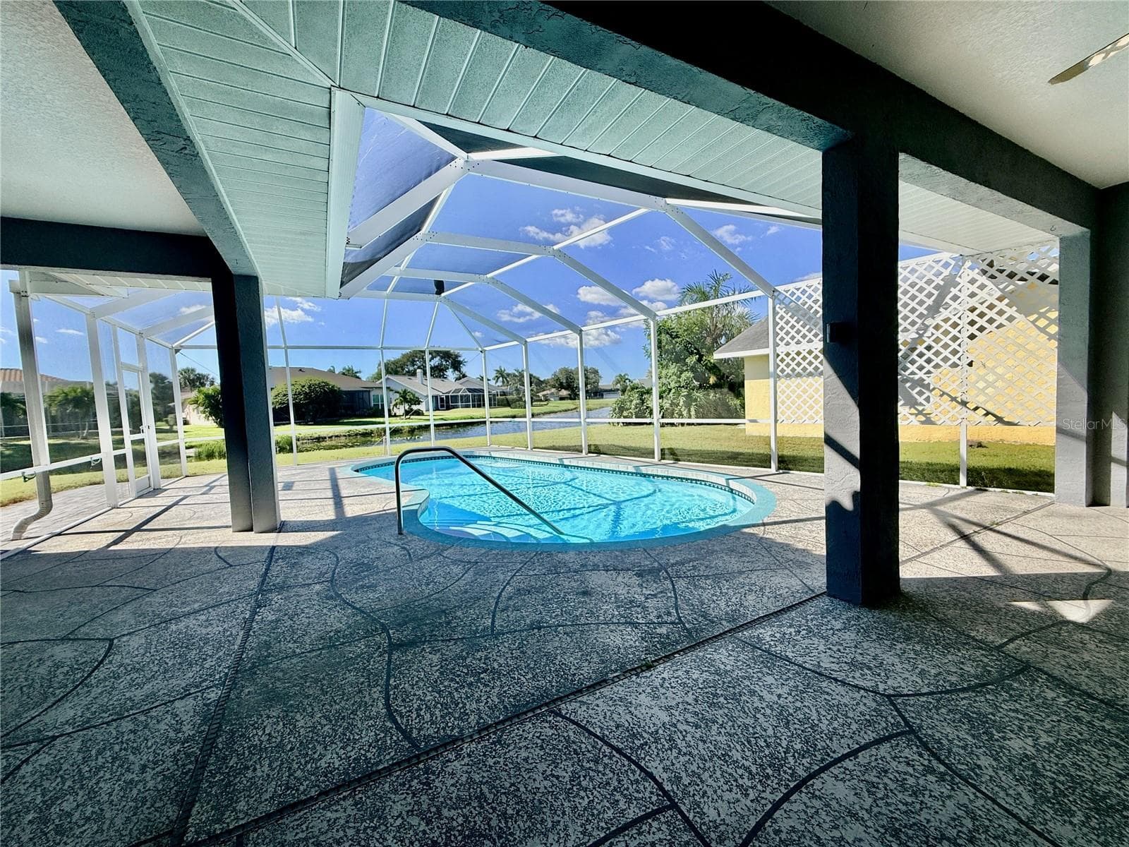 Private Pool - 5829 CARRIAGE DR, SARASOTA