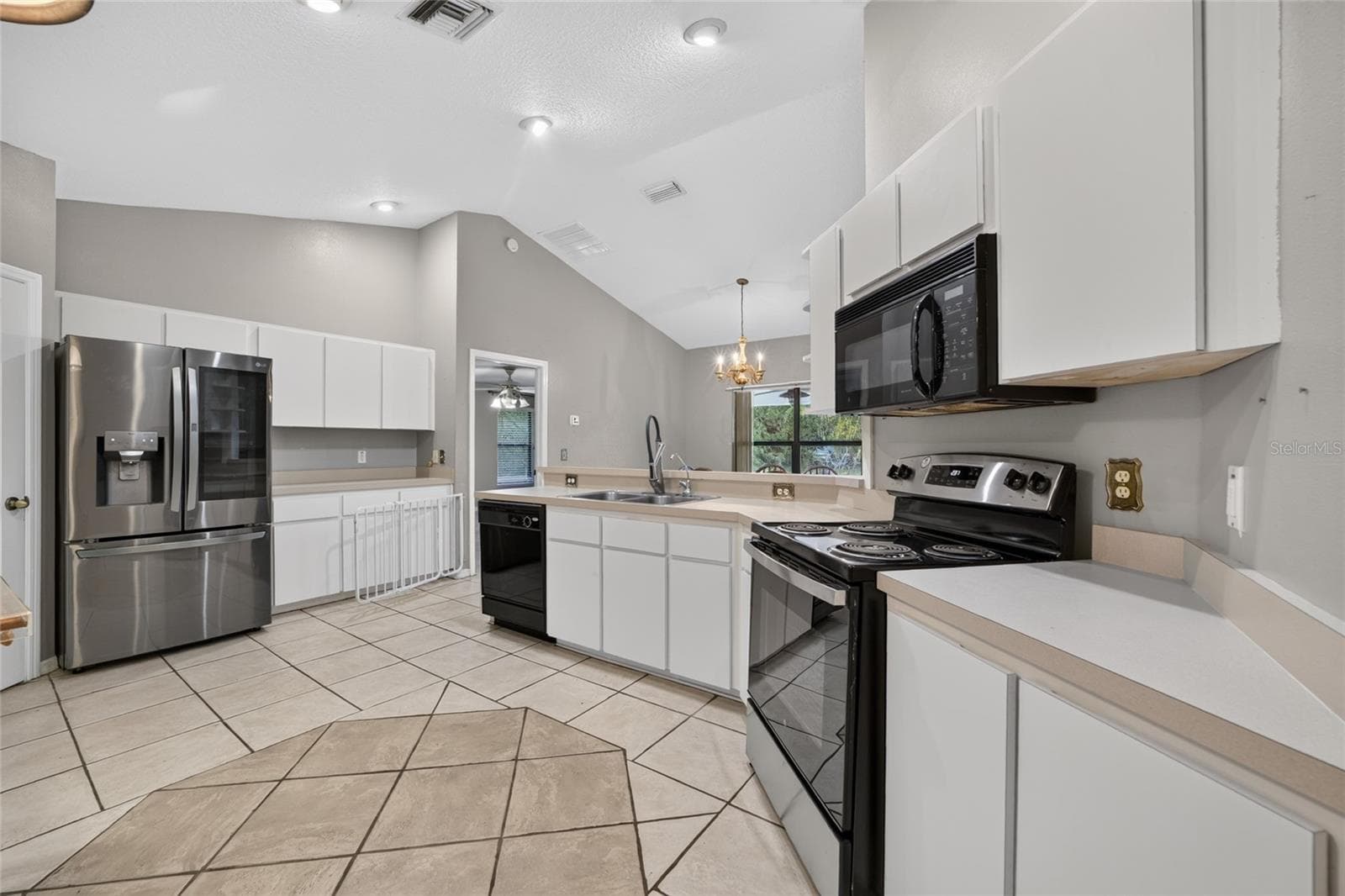 Single Family Residence at 6150 NE 2ND PL, OCALA, photo 21 of 53