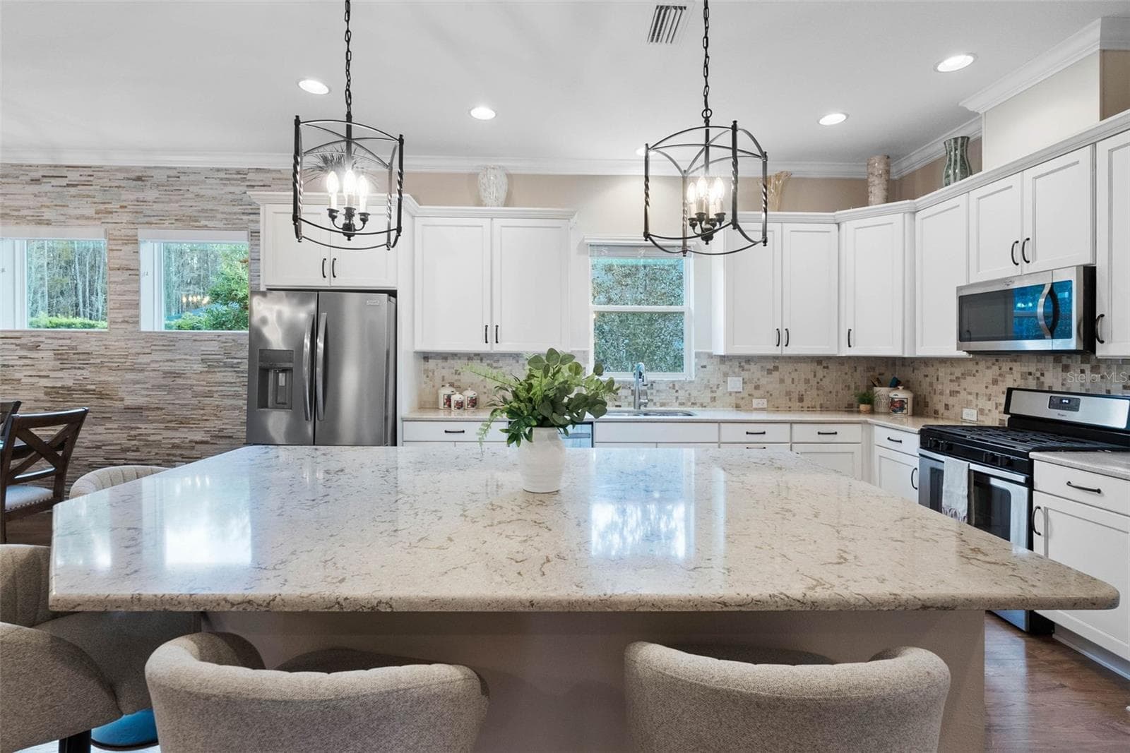 Single Family Residence at 2749 VERONA LN, ODESSA, photo 13 of 93