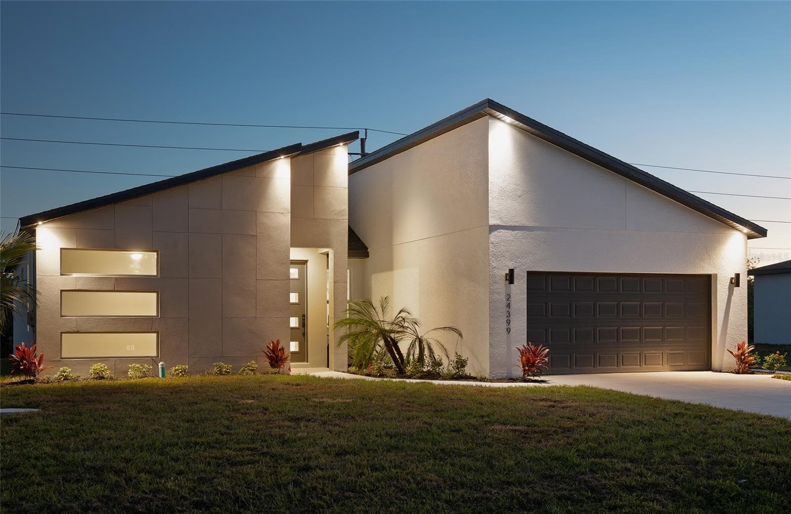 24399 SW KINGSWAY CIR