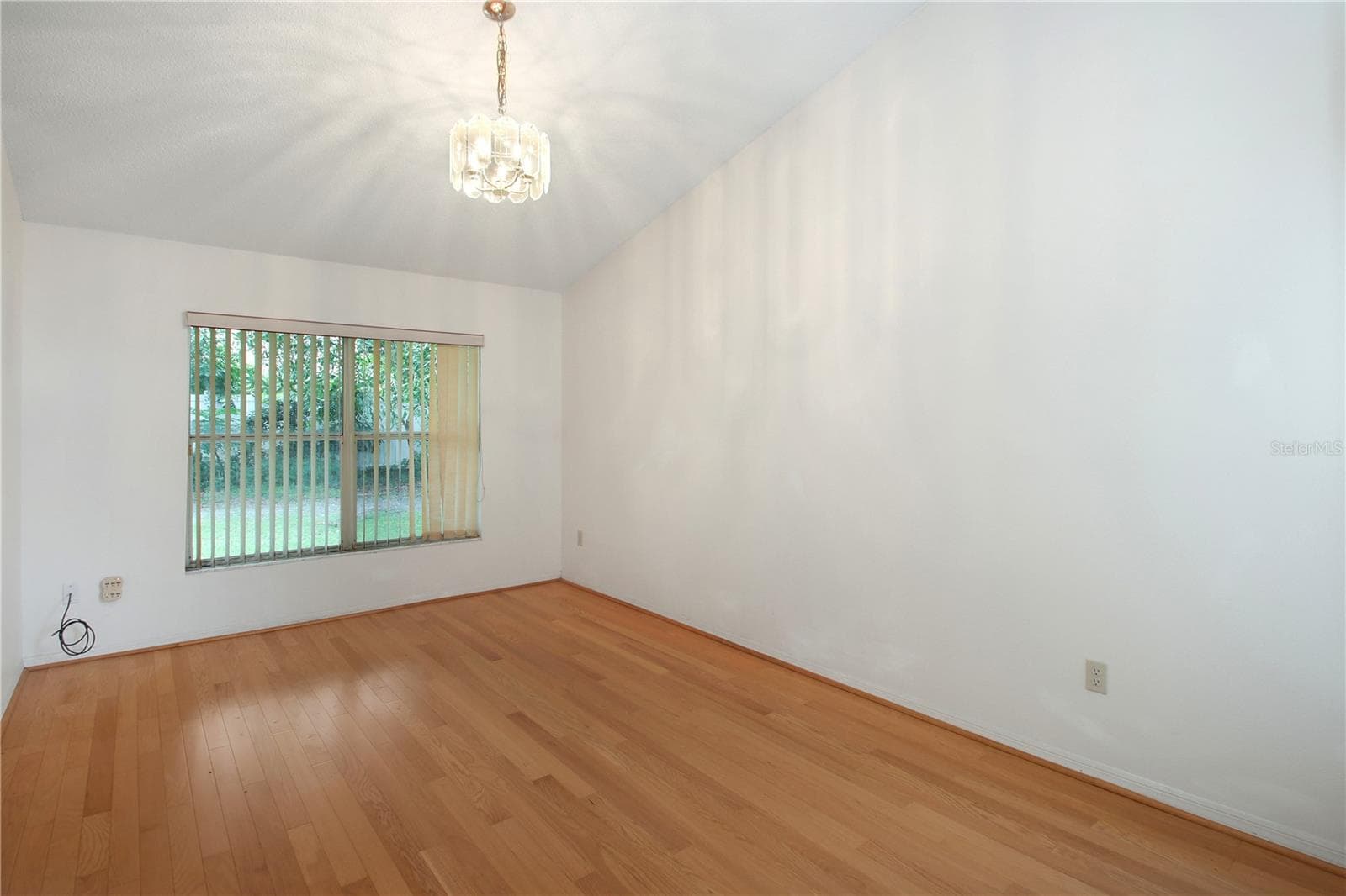 Single Family Residence at 3924 LAKE MIRAGE BLVD, ORLANDO, photo 14 of 36