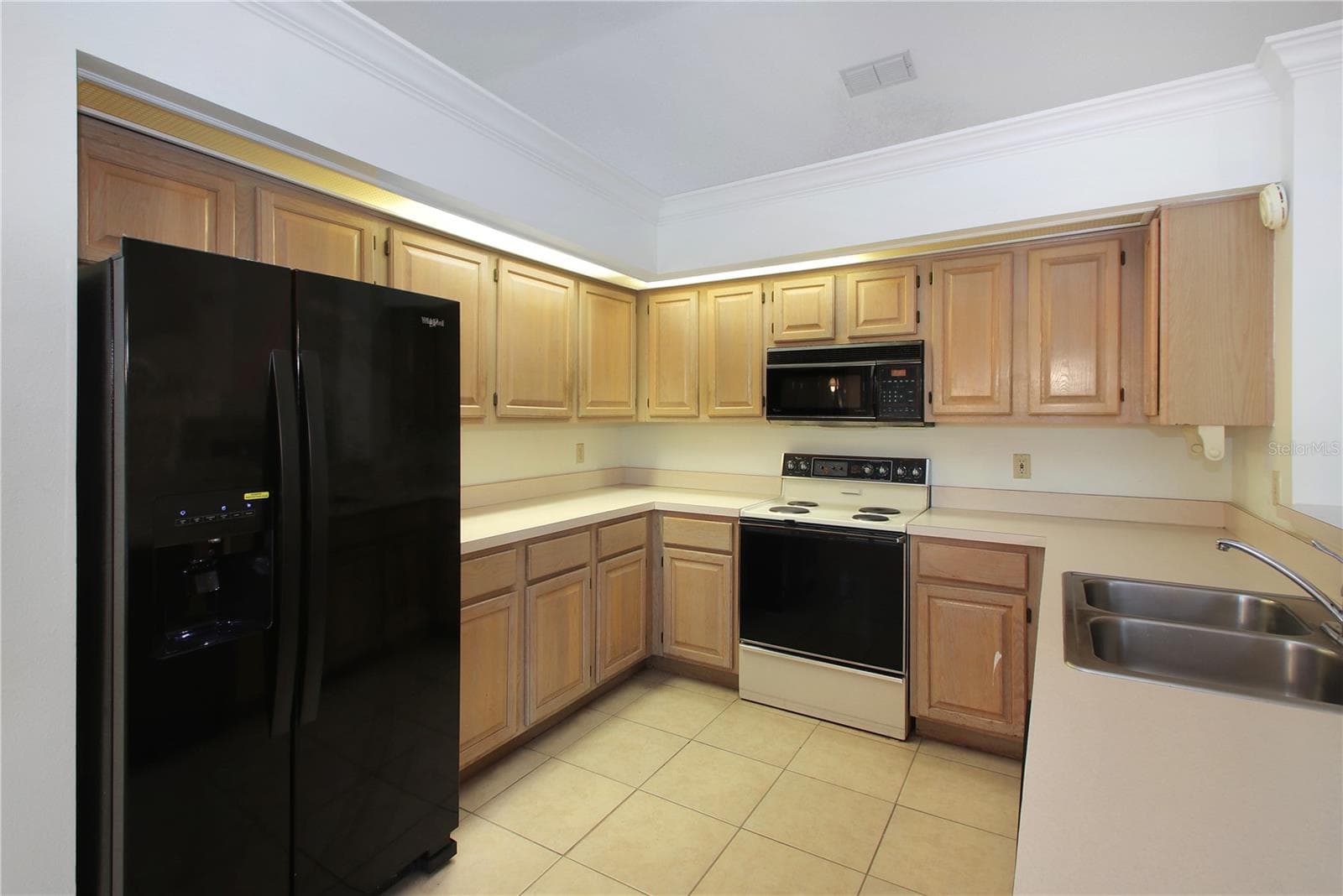 Single Family Residence at 3924 LAKE MIRAGE BLVD, ORLANDO, photo 18 of 36