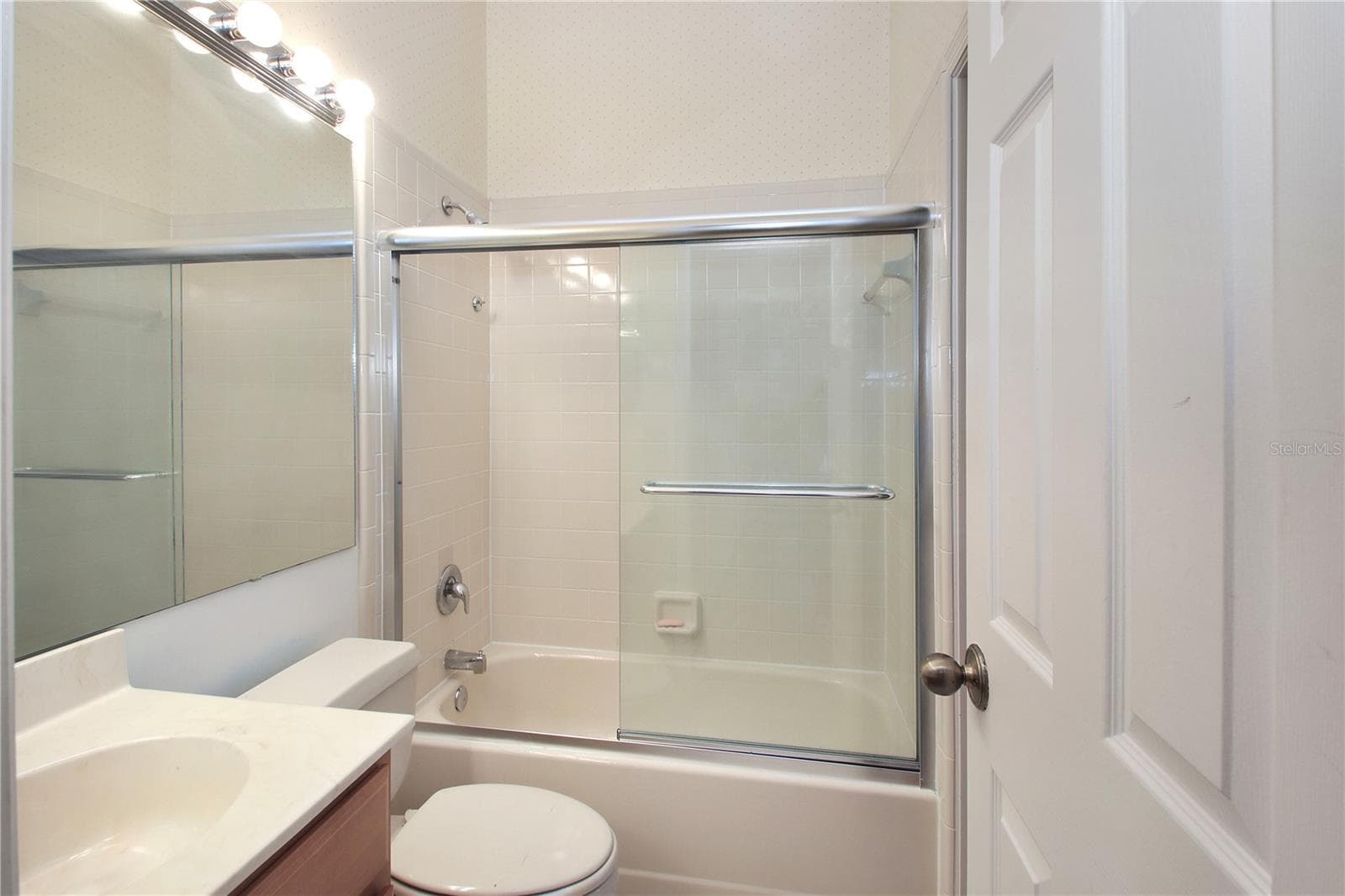 Single Family Residence at 3924 LAKE MIRAGE BLVD, ORLANDO, photo 26 of 36