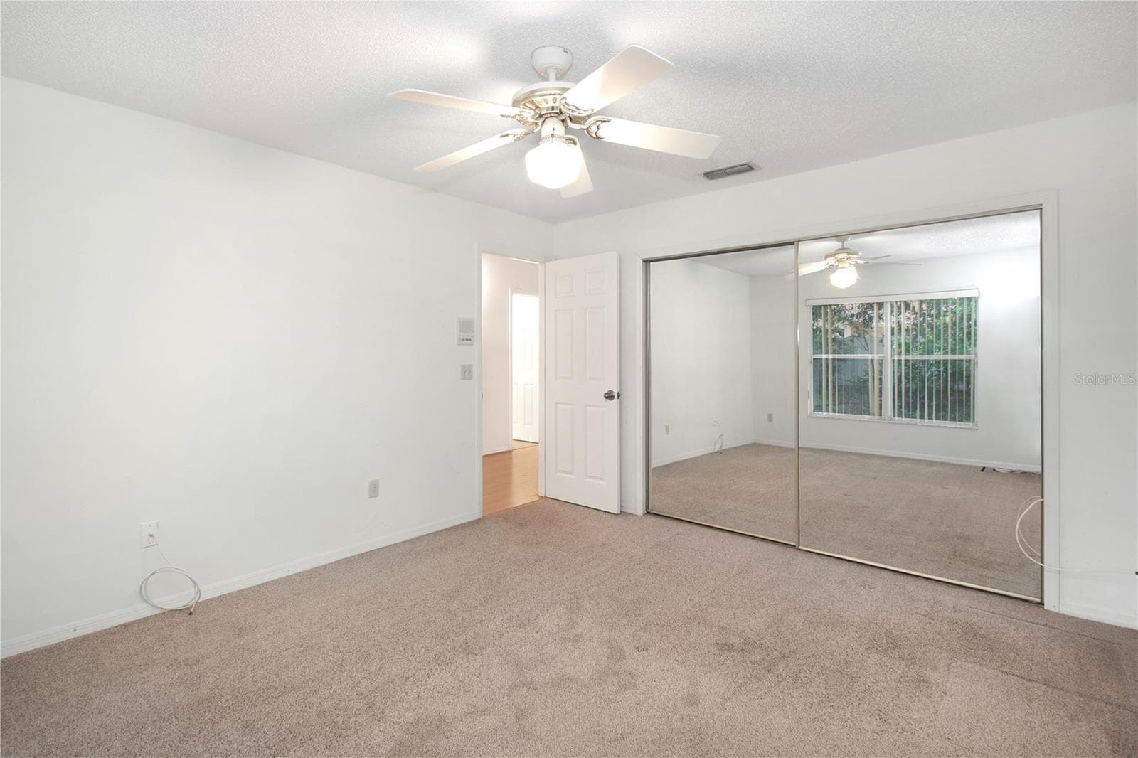 Single Family Residence at 3924 LAKE MIRAGE BLVD, ORLANDO, photo 32 of 36