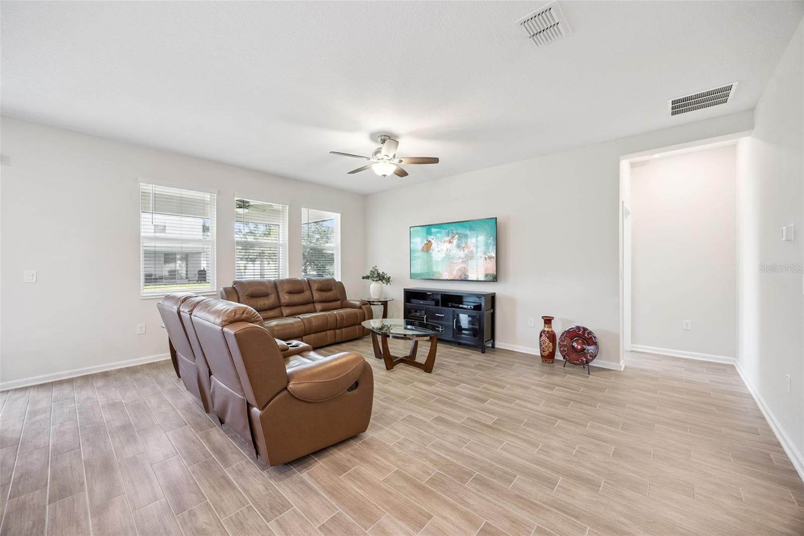 Spacious Living Room - 5309 AMERSHAM LN, ST CLOUD