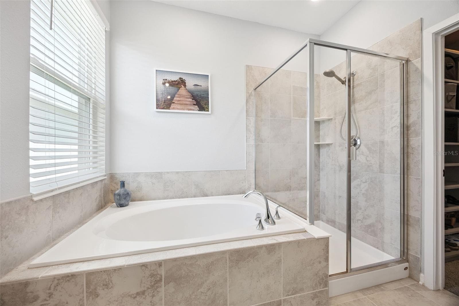 Roomy Garden Tub & Shower - 5309 AMERSHAM LN, ST CLOUD