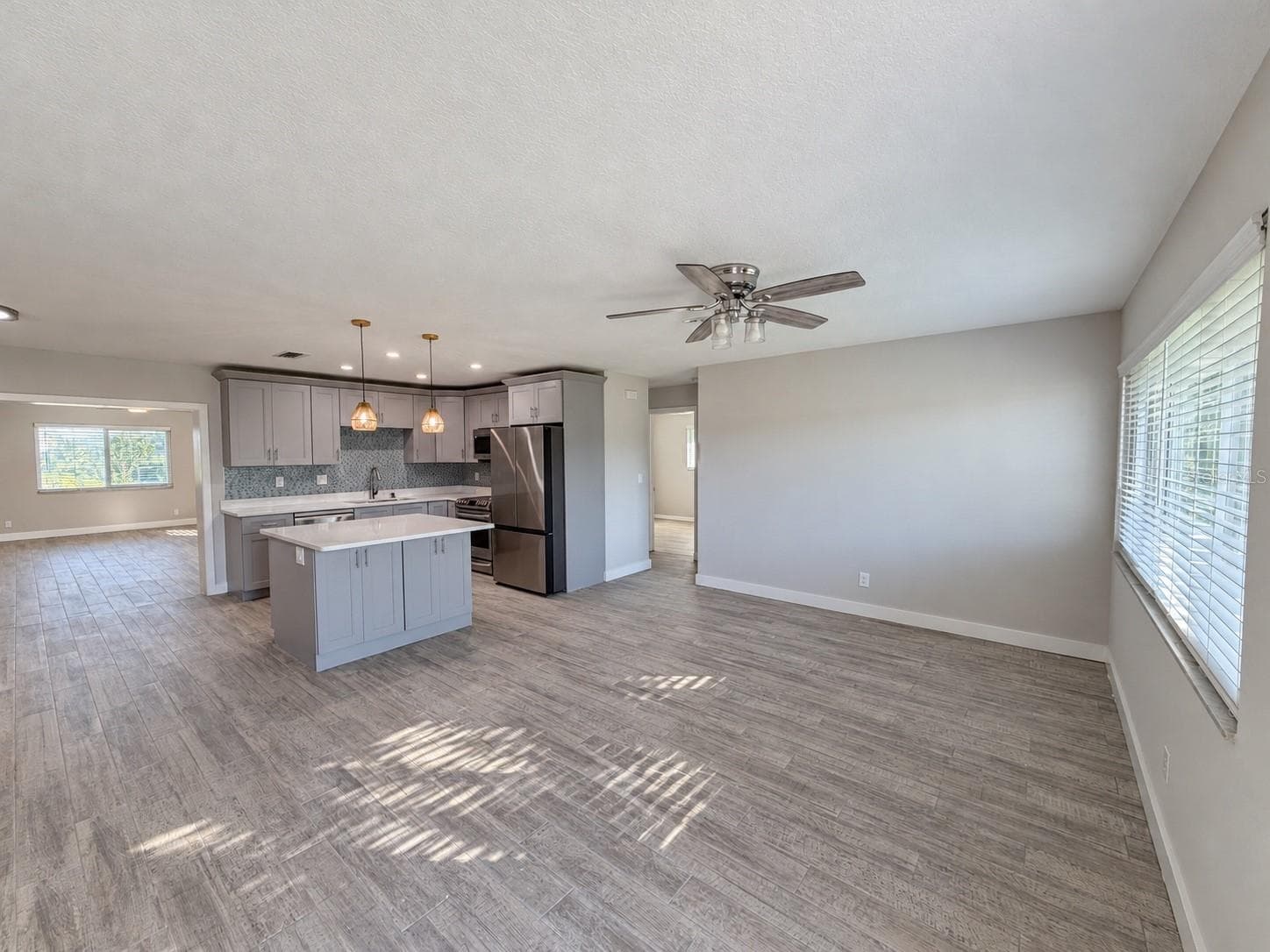 Single Family Residence at 1476 N MANGONIA DR, WEST PALM BEACH, photo 8 of 33