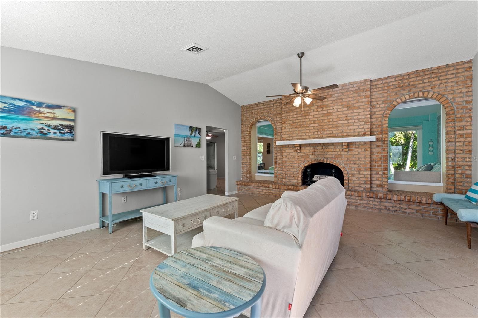 Single Family Residence at 424 CARMEL RD, VENICE, photo 5 of 35
