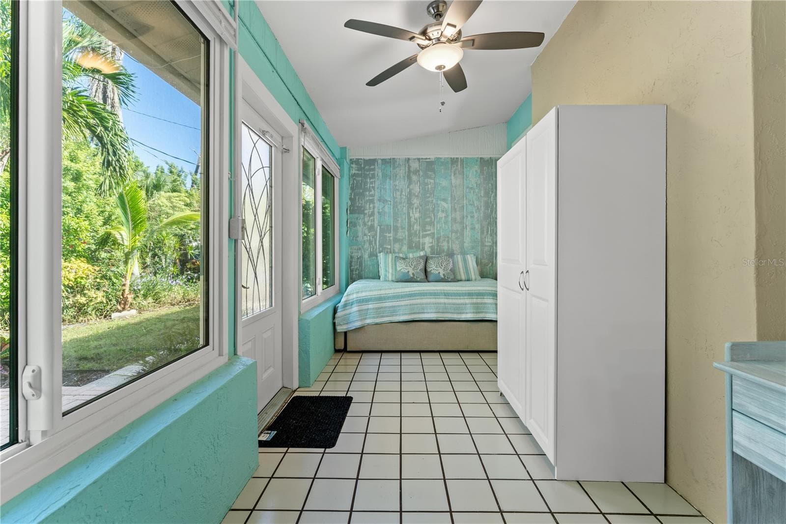 Single Family Residence at 424 CARMEL RD, VENICE, photo 21 of 35