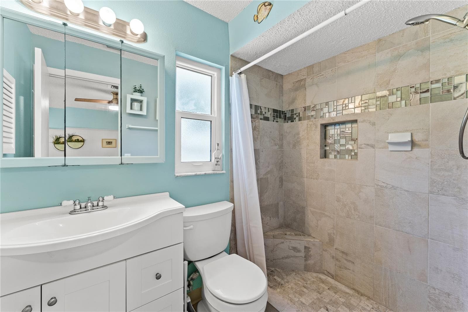 Single Family Residence at 424 CARMEL RD, VENICE, photo 24 of 35