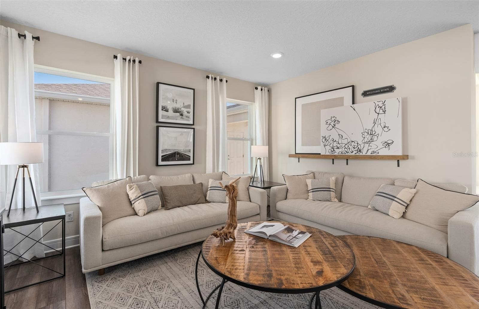 Model Home Design Only. Pictures and furnishings are for illustrative purposes only. Elevations, colors and options may vary. Furniture is for model home staging only. - 2628 CLEAR NIGHT AVENUE, KISSIMMEE