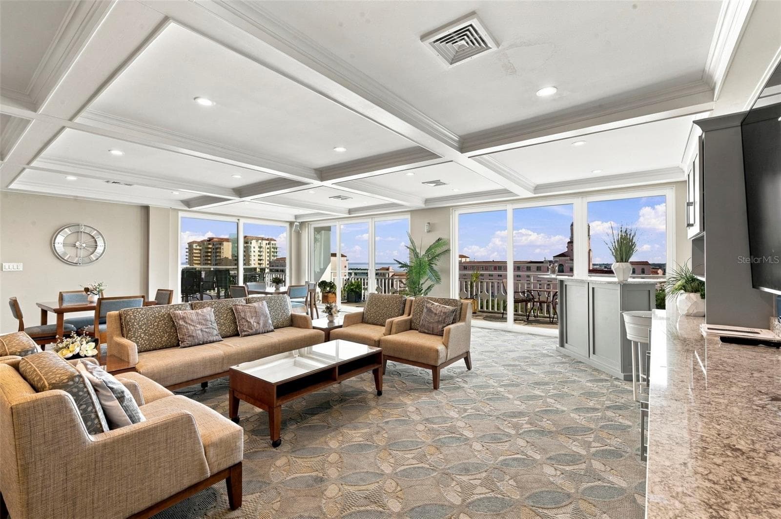 9th Floor Social Room - 700 BEACH DR NE #803, ST PETERSBURG