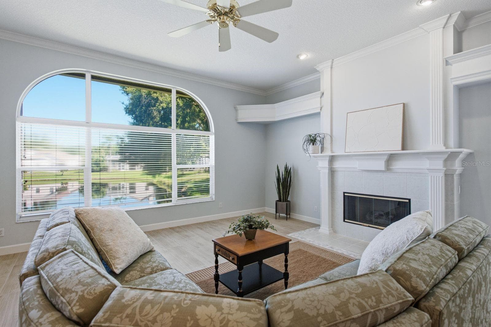 Fireplace - 3763 EXECUTIVE DR, PALM HARBOR