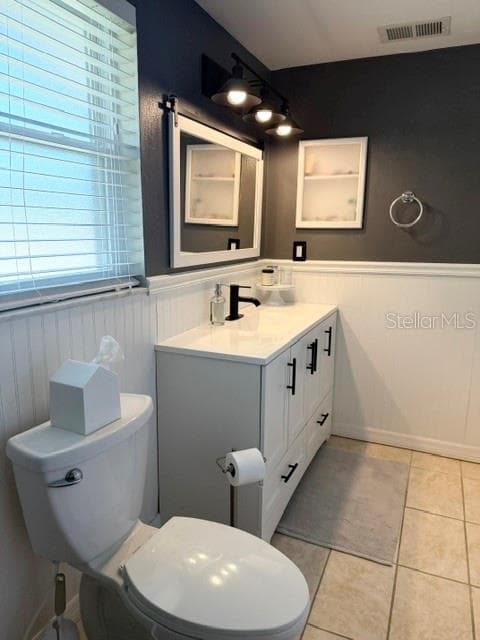 Guest Bath - 7910 ILEX DR, PORT RICHEY