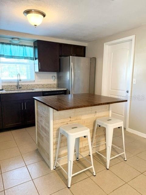 Kitchen Island seating - 7910 ILEX DR, PORT RICHEY