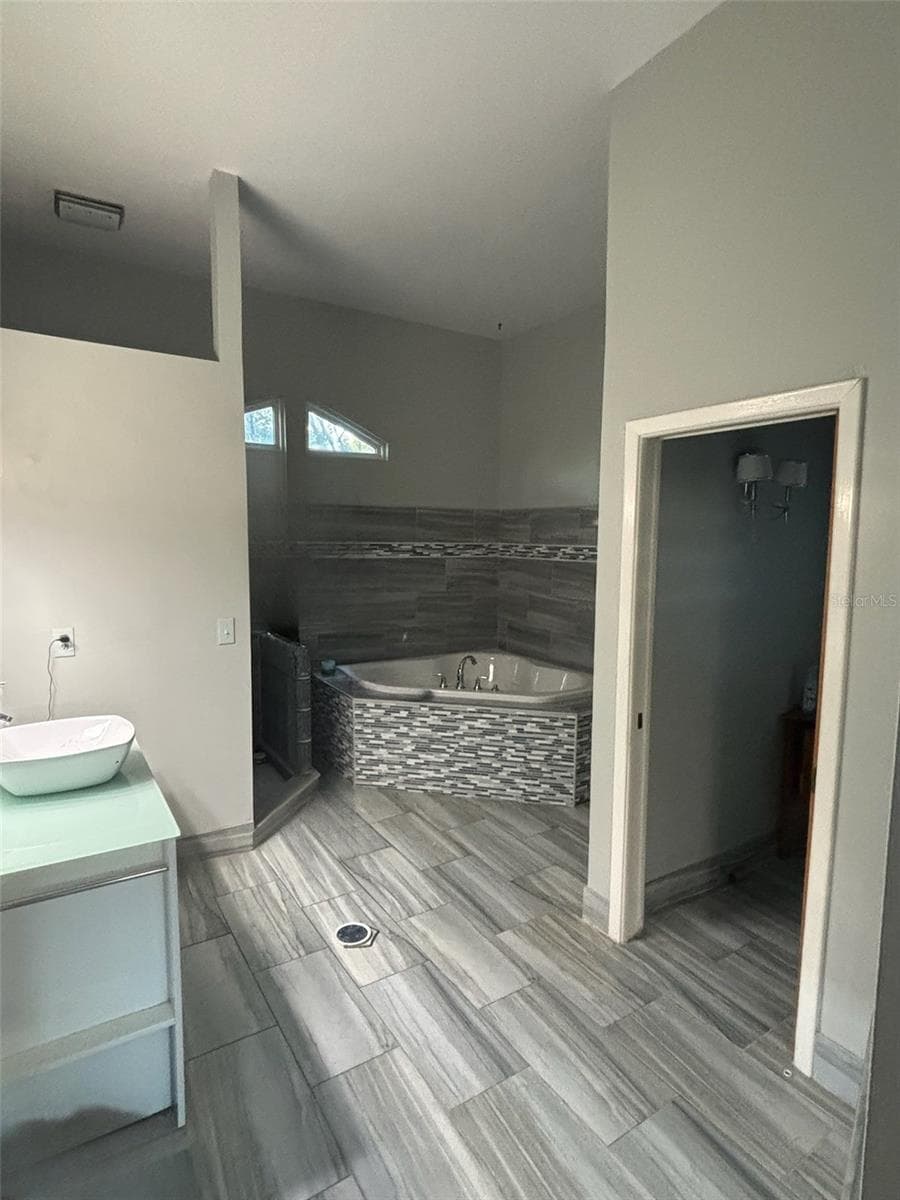 Single Family Residence at 3090 PHOENIX AVE, OLDSMAR, photo 12 of 30