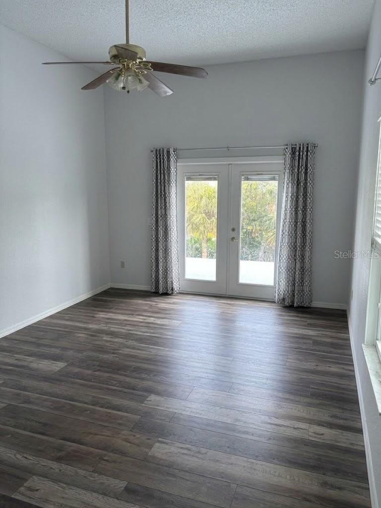 Single Family Residence at 3090 PHOENIX AVE, OLDSMAR, photo 20 of 30