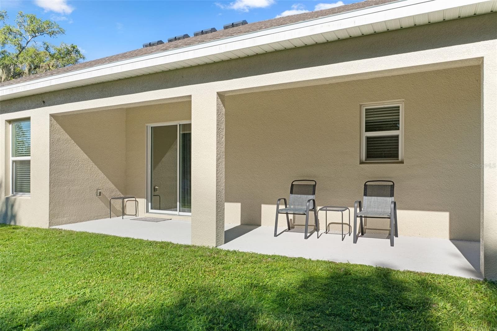Rear Open Air Porch - 35040 SMOKETREE LN, DADE CITY