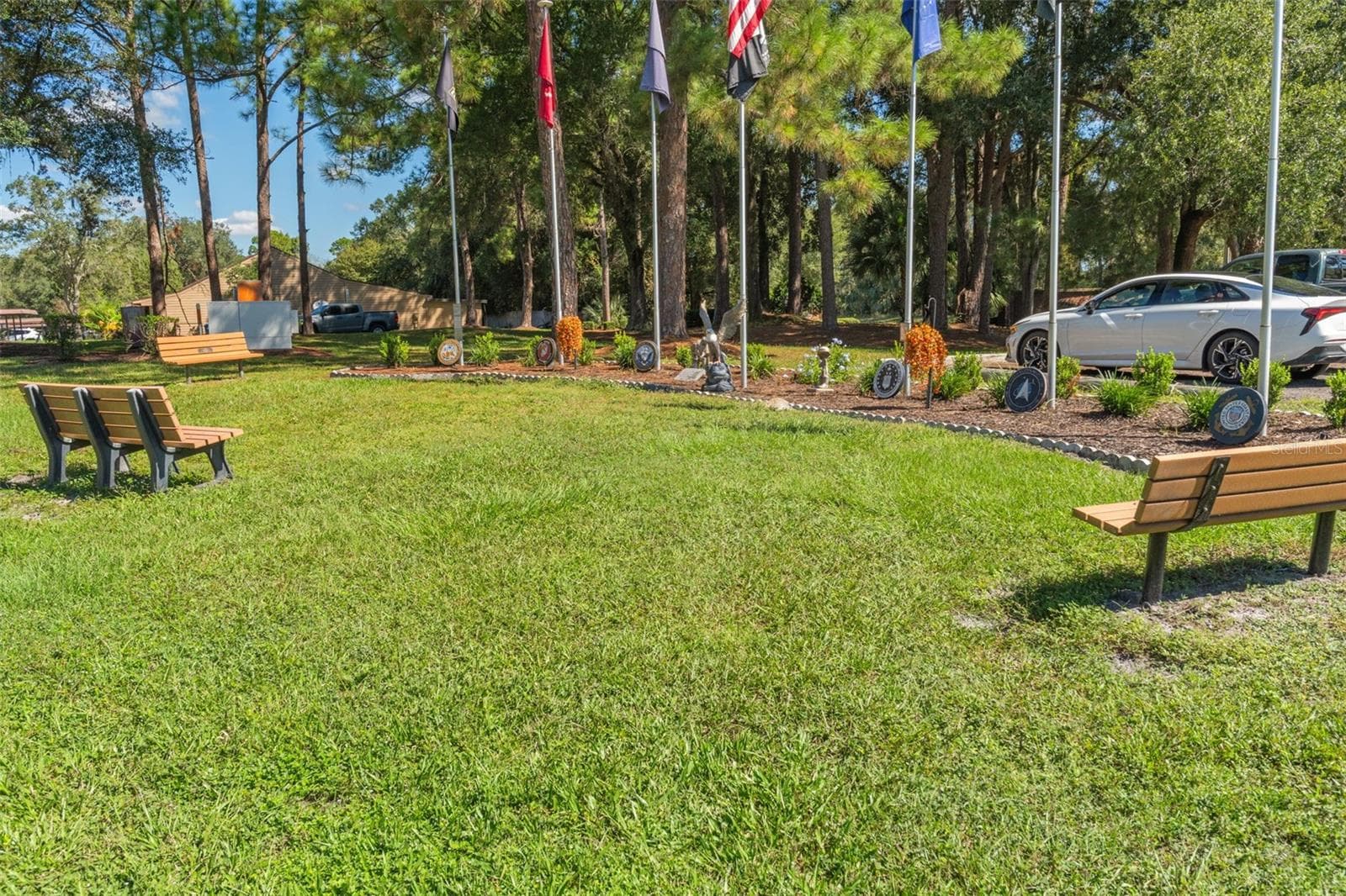 Memorial Area in the Community - 35040 SMOKETREE LN, DADE CITY