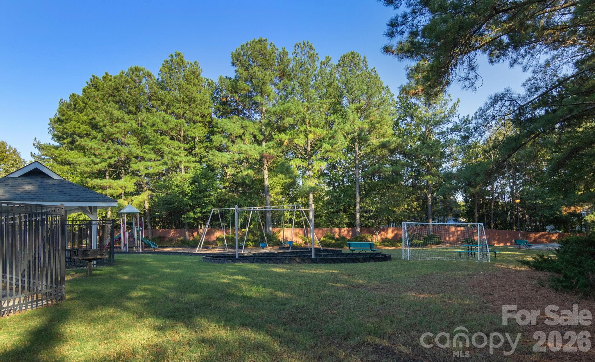 Townhouse at 701 Shellstone Place, Fort Mill, photo 26 of 27