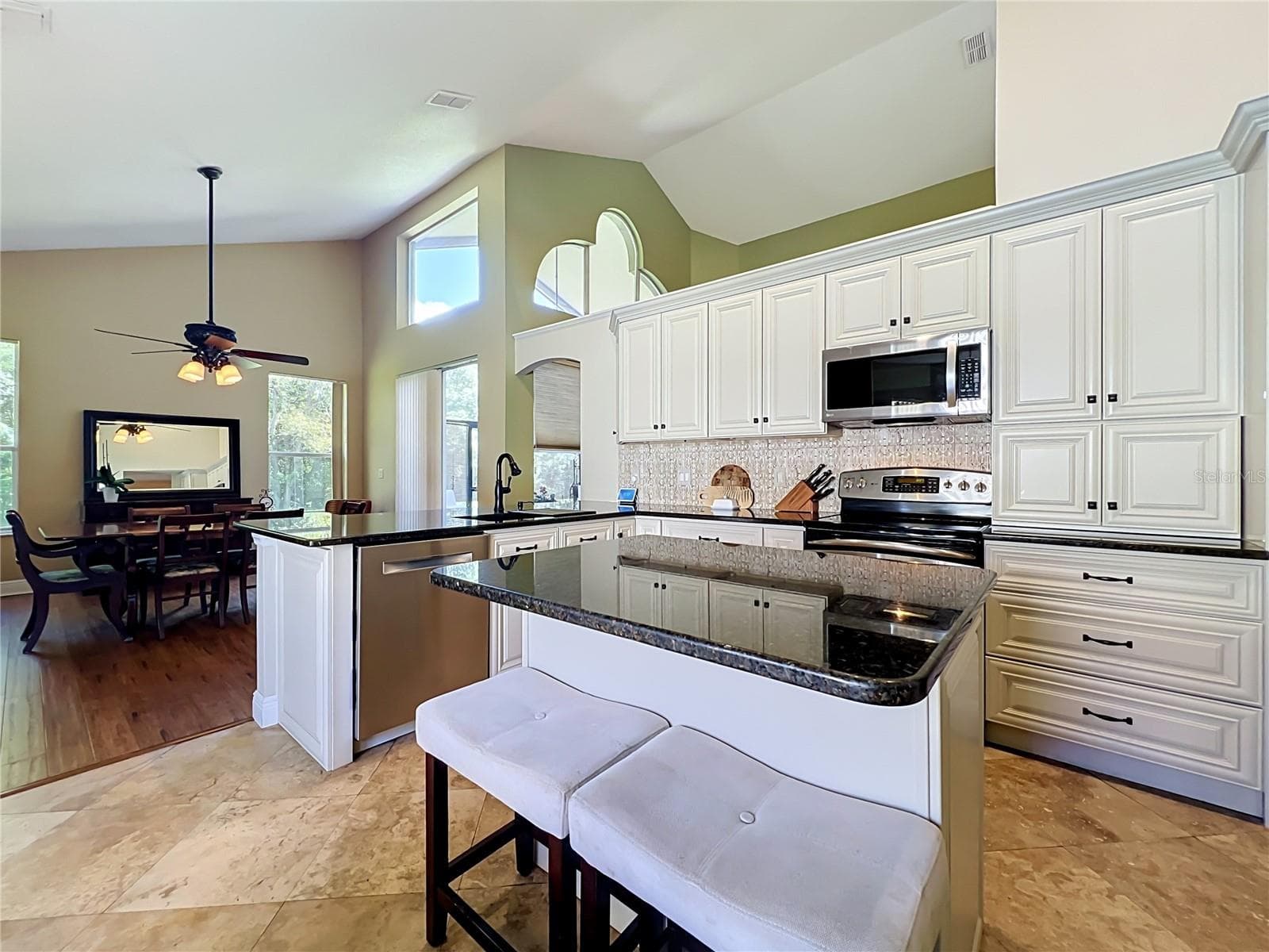 Single Family Residence at 14006 LAKE UNDERHILL RD, ORLANDO, photo 23 of 80