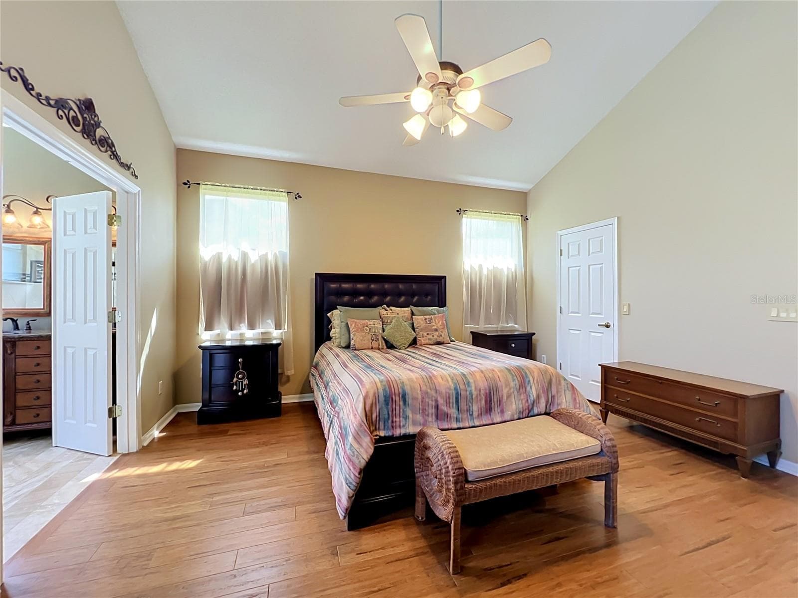 Single Family Residence at 14006 LAKE UNDERHILL RD, ORLANDO, photo 34 of 80