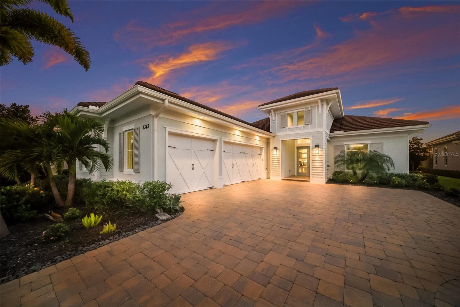 Single Family Residence at 8343 PAVIA WAY, LAKEWOOD RANCH, photo 2 of 41