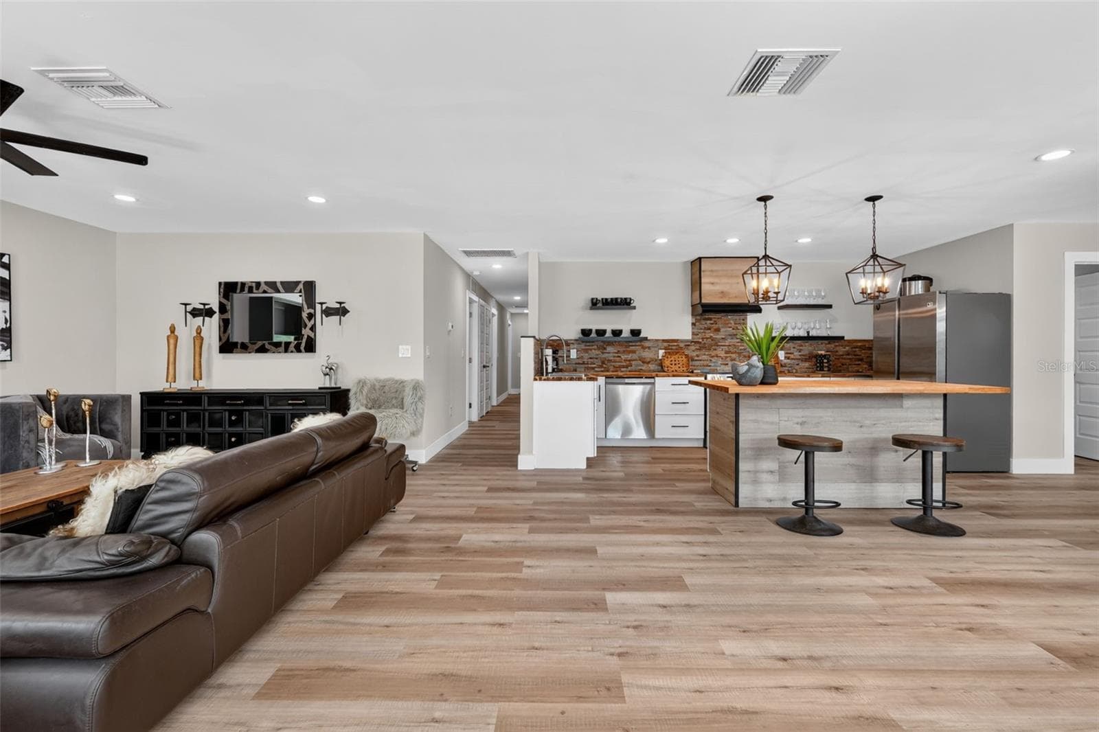 Great room - 1210 CASA BONITA AVE, RUSKIN