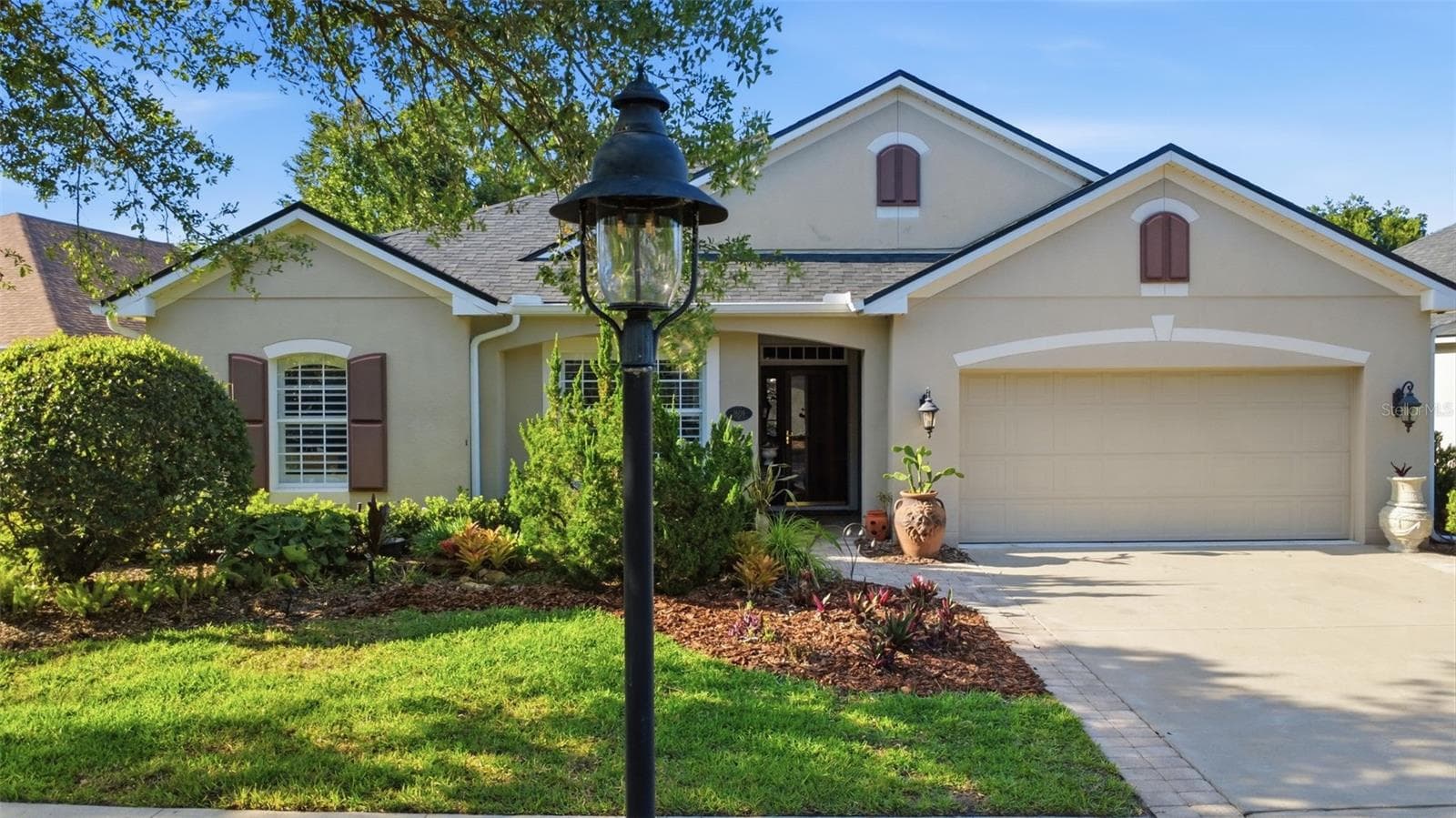 FRONT EXTERIOR - 1609 VICTORIA GARDENS DR, DELAND