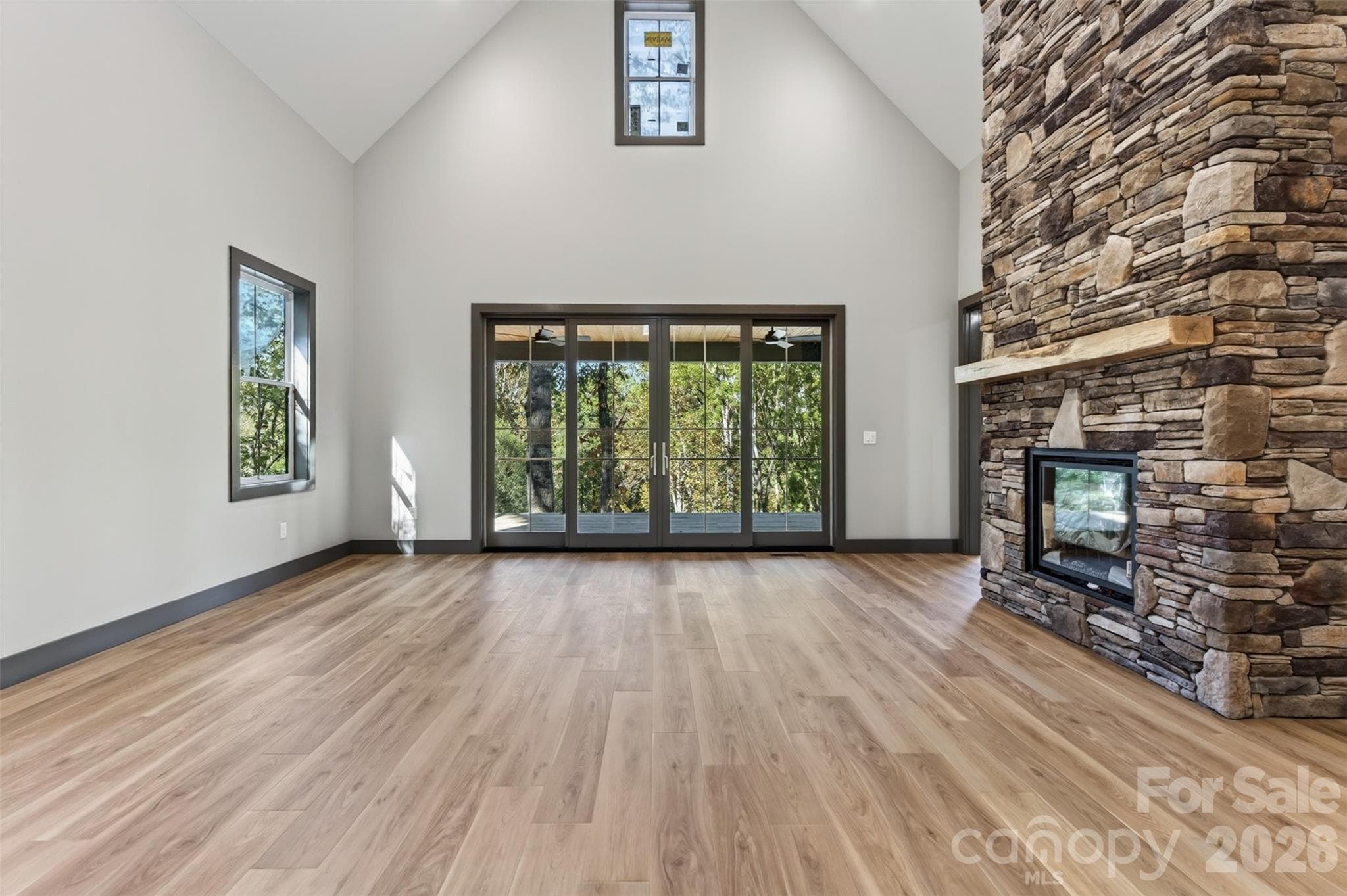Living-Dining (Main) - 51 Bear Tree Cove, Canton