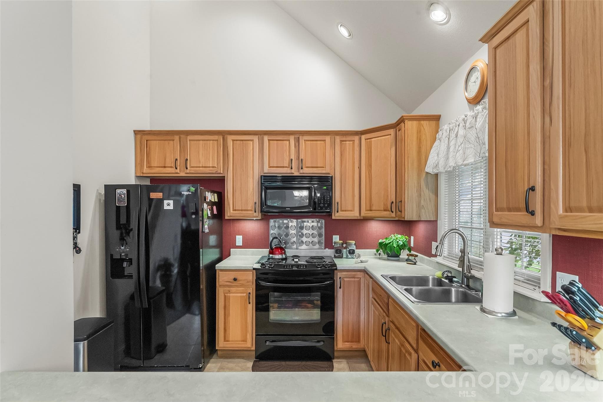 Single Family Residence at 28 Viera Drive, Swannanoa, photo 20 of 32