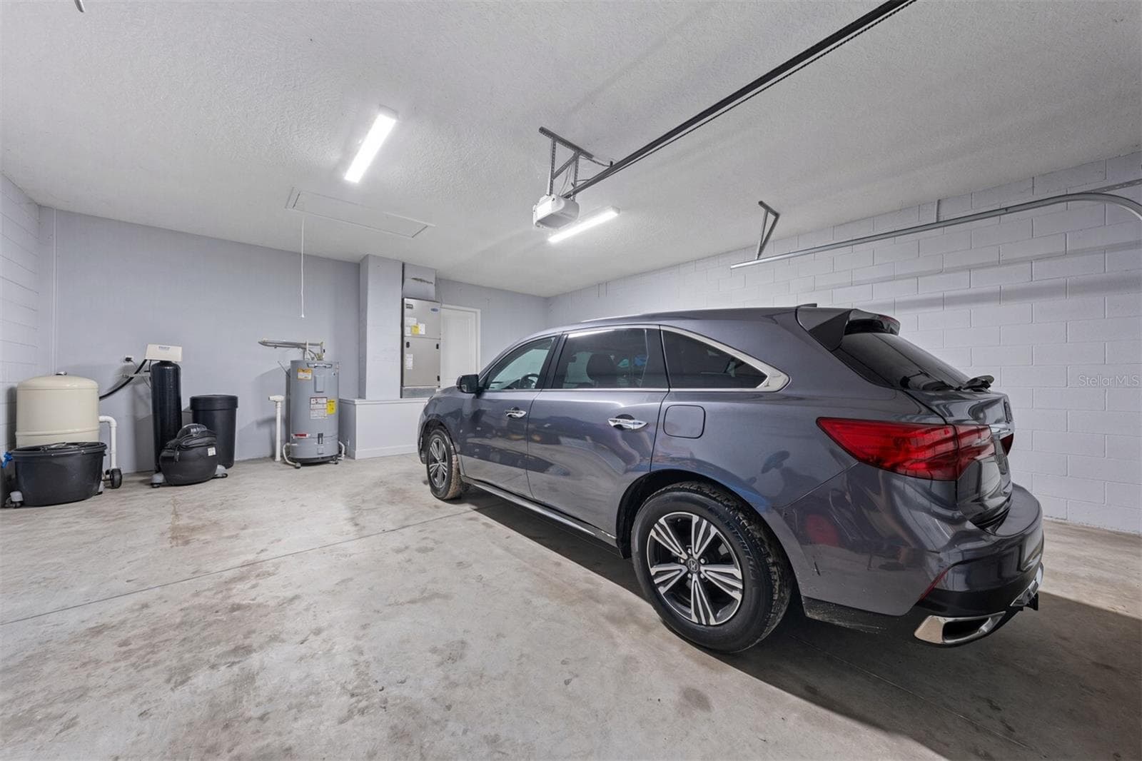 2 car garage with garage door opener - 590 EDEN DR, ST CLOUD