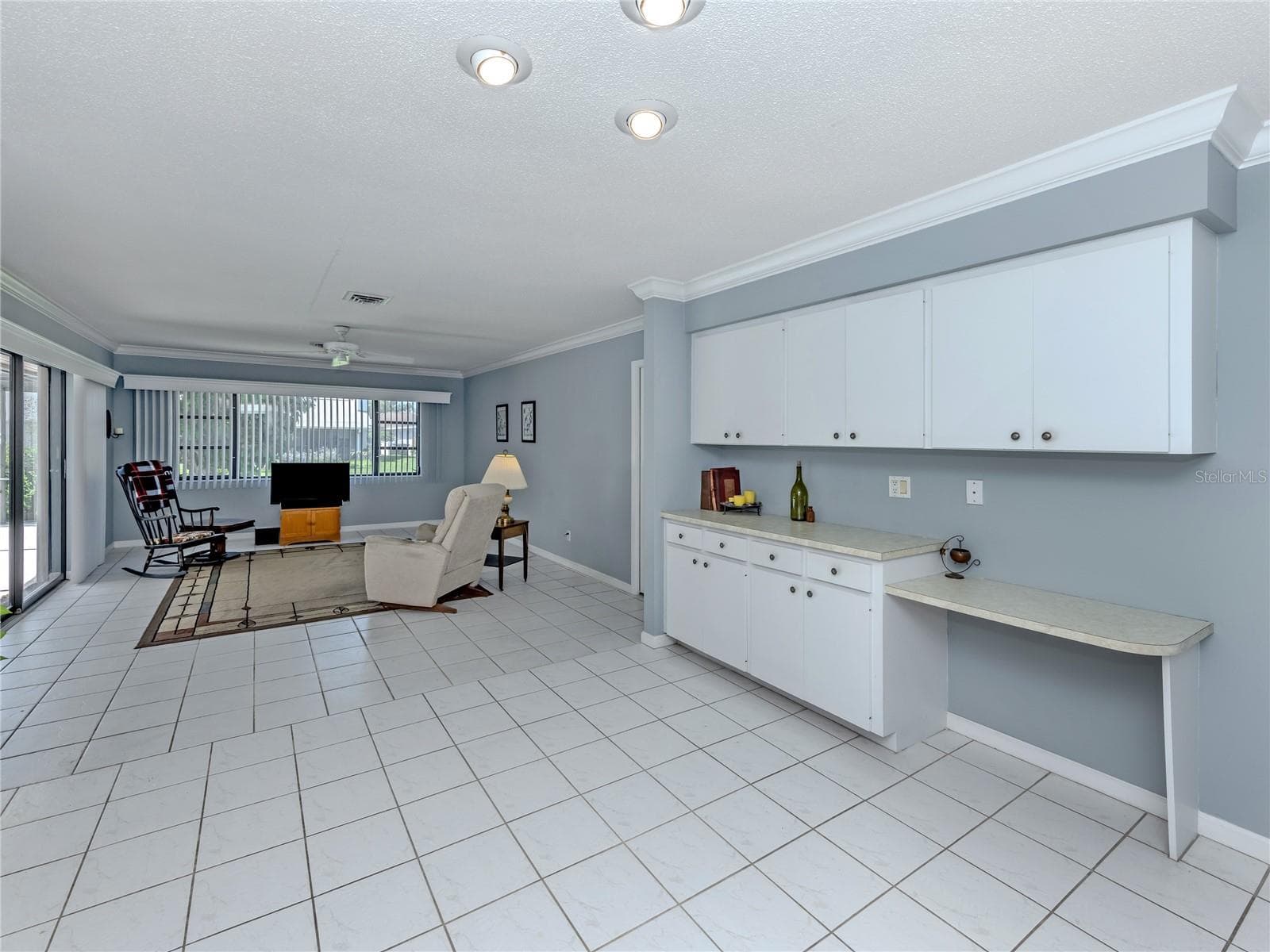 Single Family Residence at 1612 VIKKI CT, VENICE, photo 11 of 26