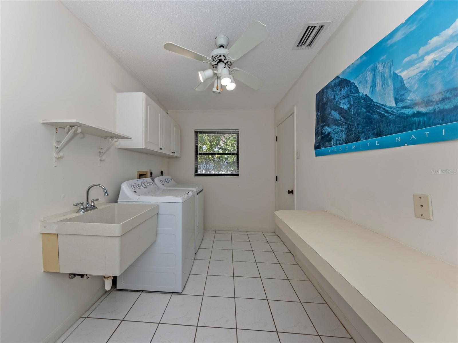 Single Family Residence at 1612 VIKKI CT, VENICE, photo 20 of 26