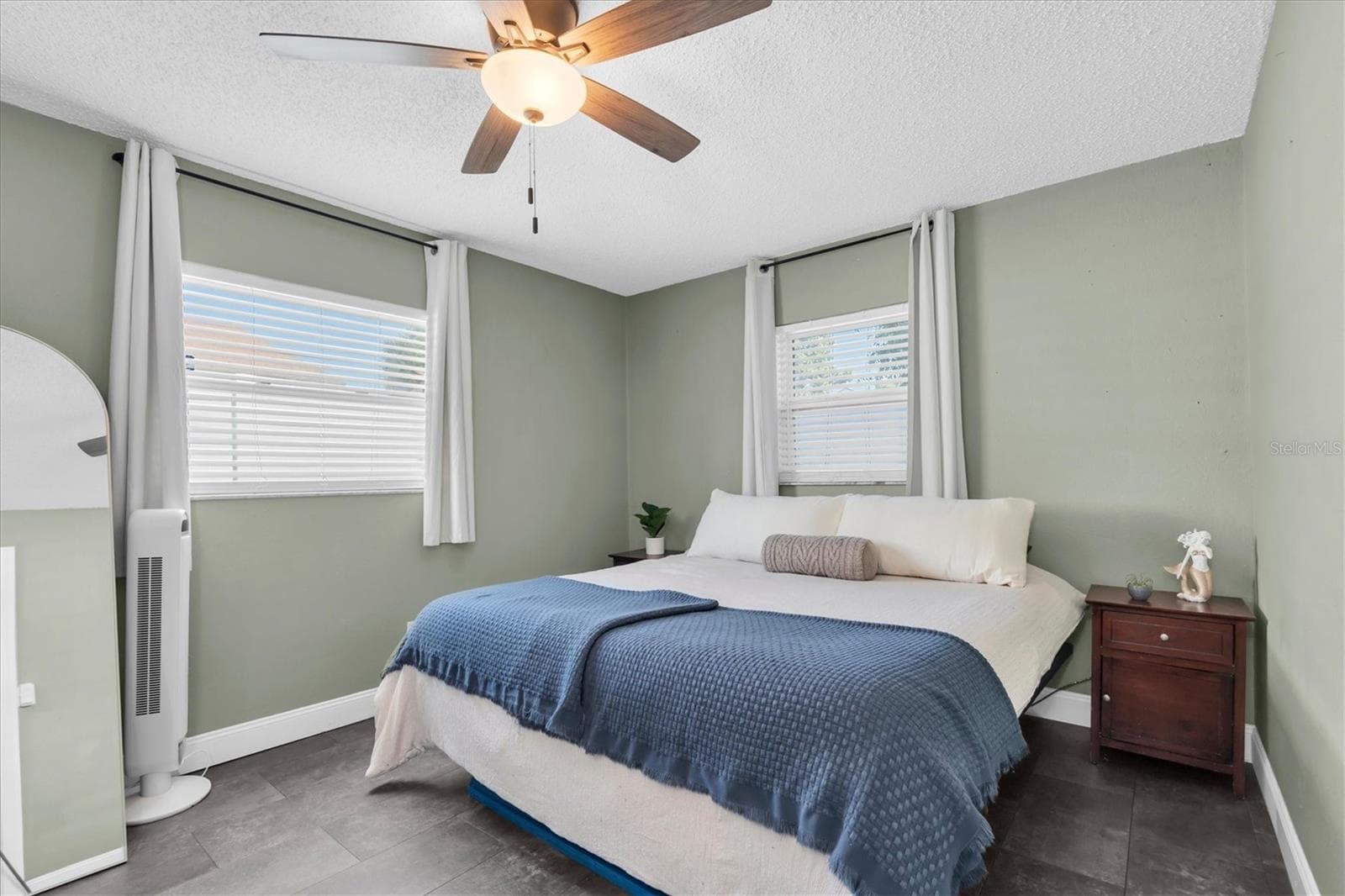 Single Family Residence at 1951 TAYLOR LAKE CIR, SEMINOLE, photo 14 of 34