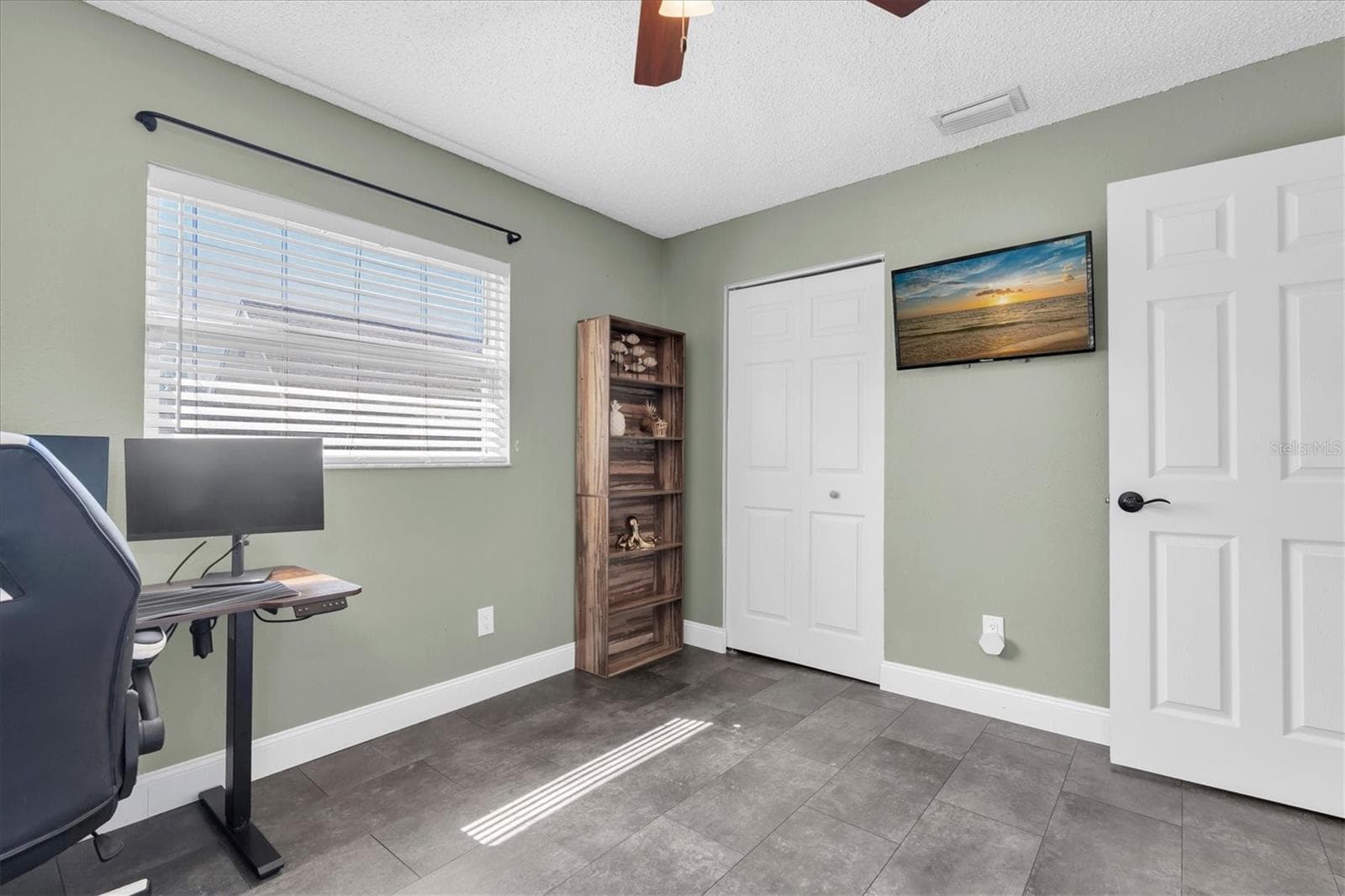 Single Family Residence at 1951 TAYLOR LAKE CIR, SEMINOLE, photo 21 of 34