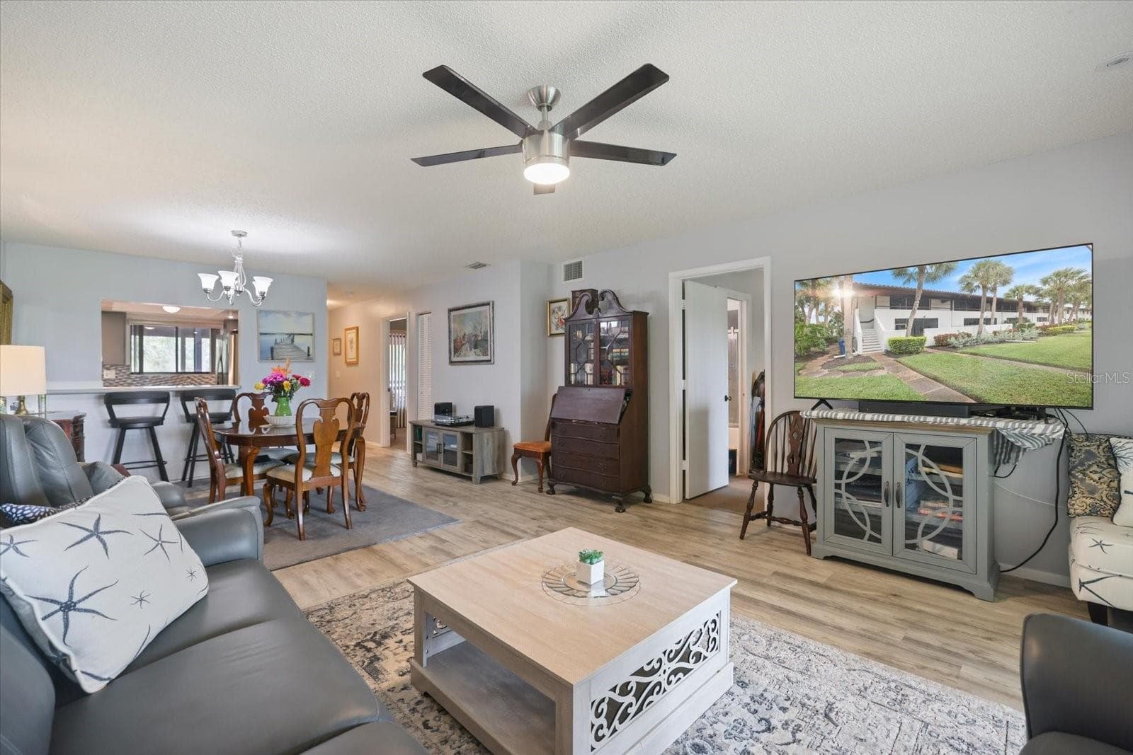 Condominium at 3500 EL CONQUISTADOR PKWY #242, BRADENTON, photo 3 of 35