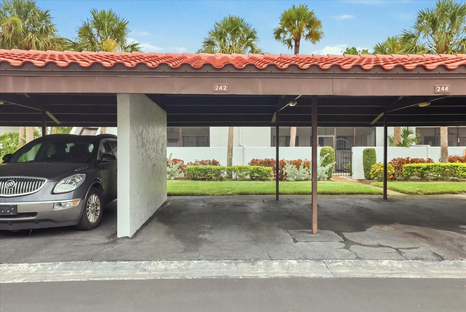 Condominium at 3500 EL CONQUISTADOR PKWY #242, BRADENTON, photo 24 of 35