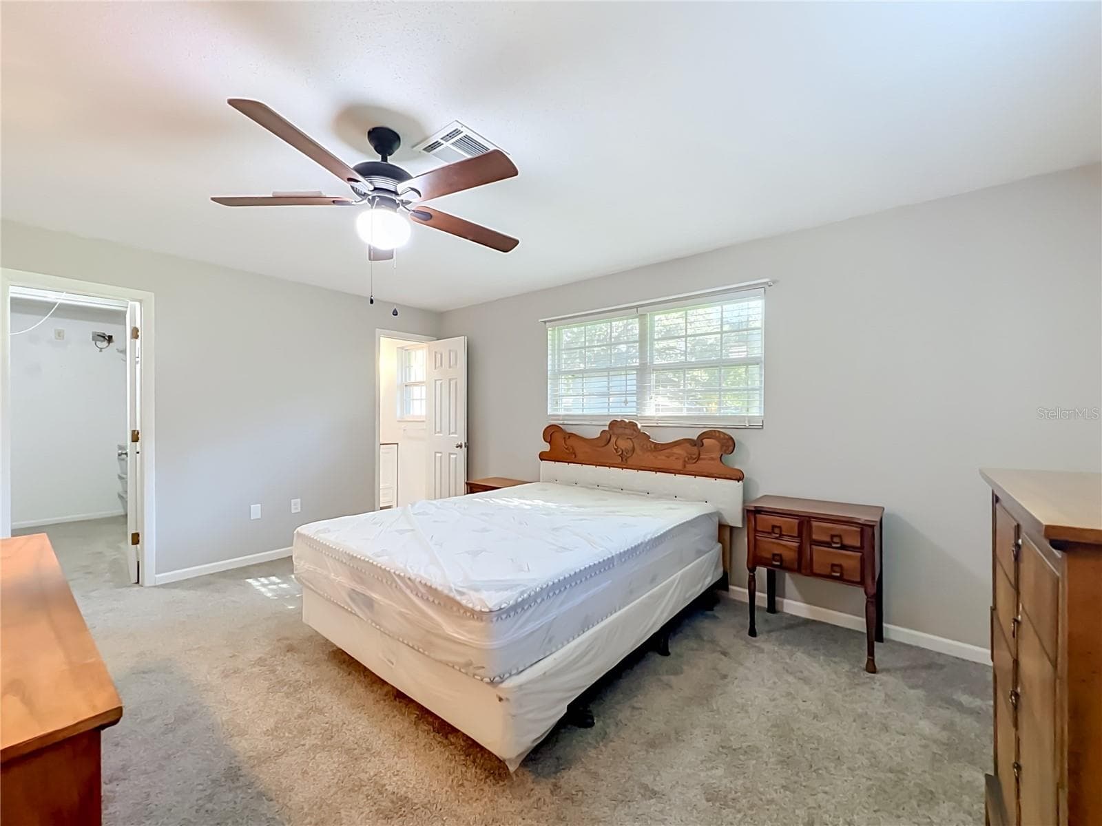 Single Family Residence at 35933 CLEAR LAKE CIR, EUSTIS, photo 35 of 58