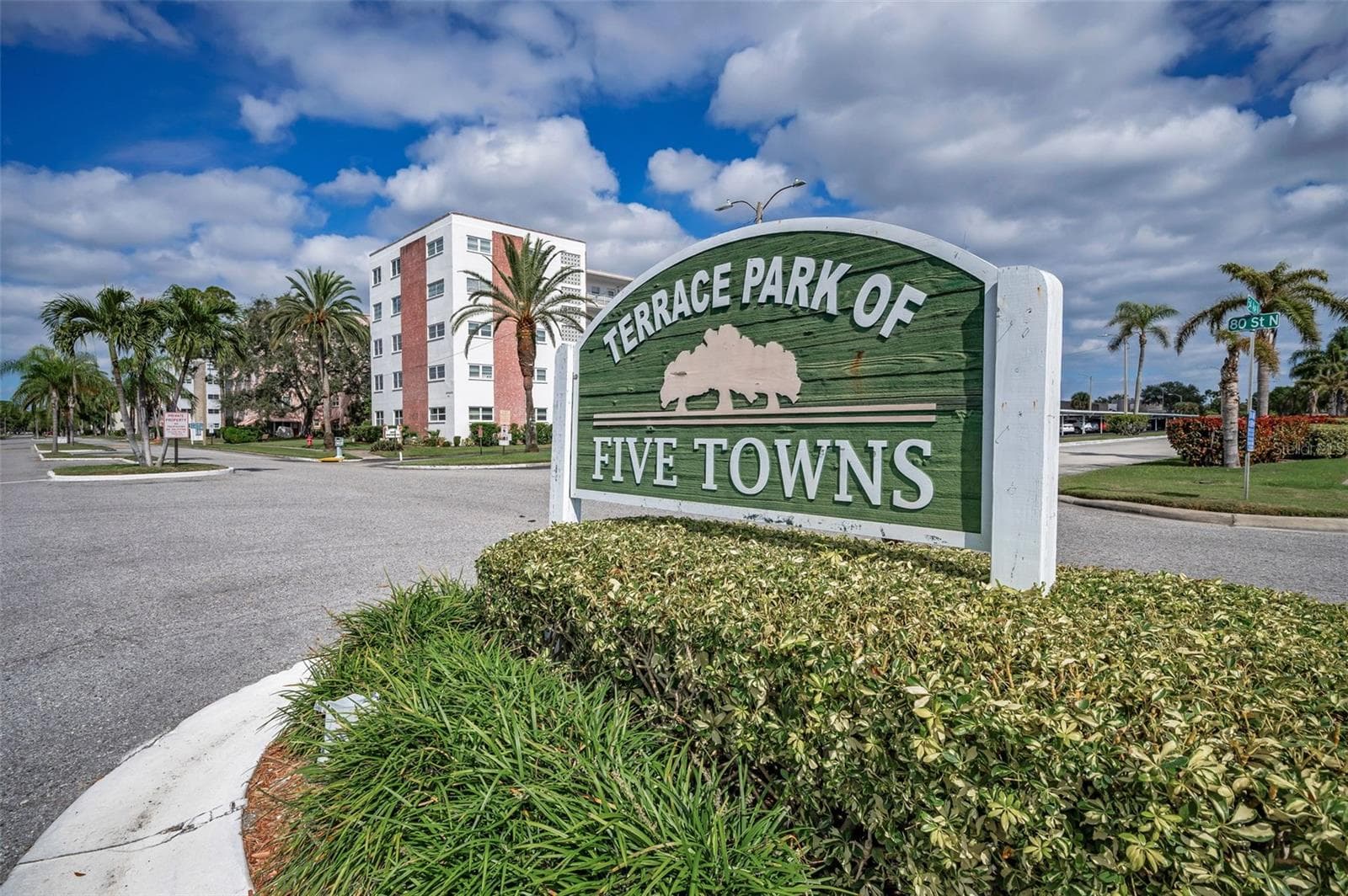 Condominium at 7951 58TH AVE N #112, ST PETERSBURG, photo 33 of 45