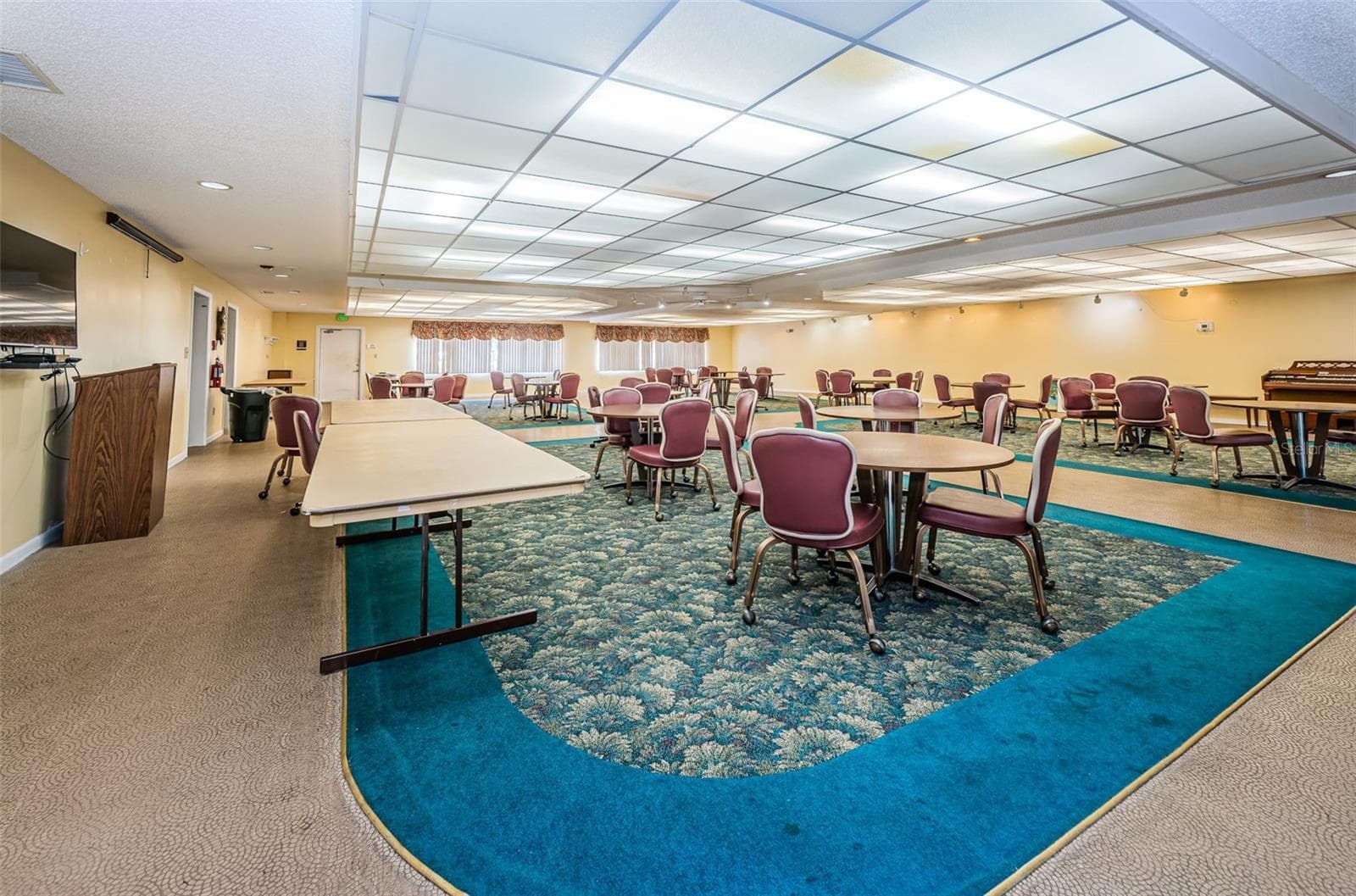 Condominium at 7951 58TH AVE N #112, ST PETERSBURG, photo 42 of 45
